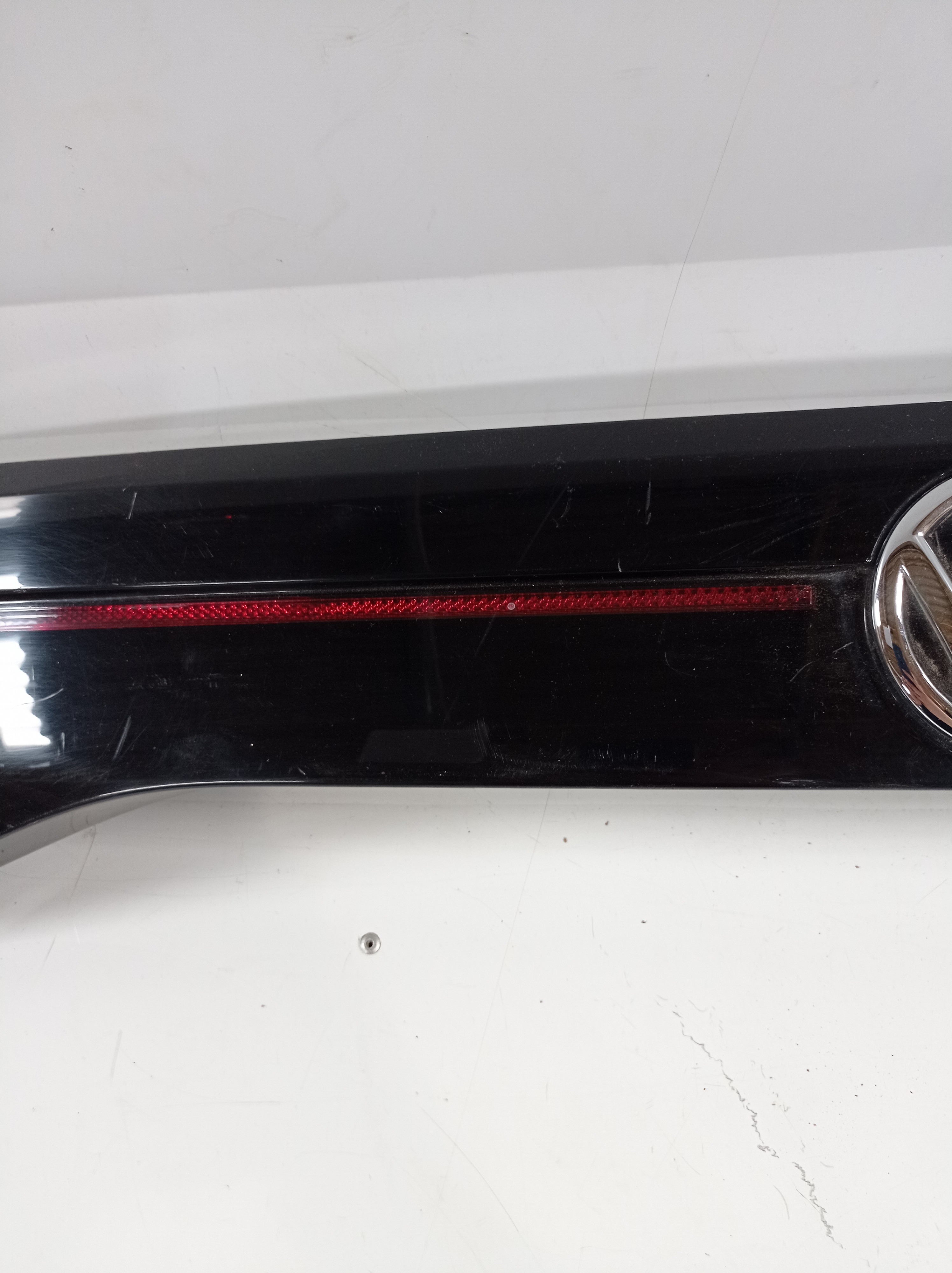 2gp827577 Moldura Aplique Tampa Traseira Vw Tcross 2019 2020 8