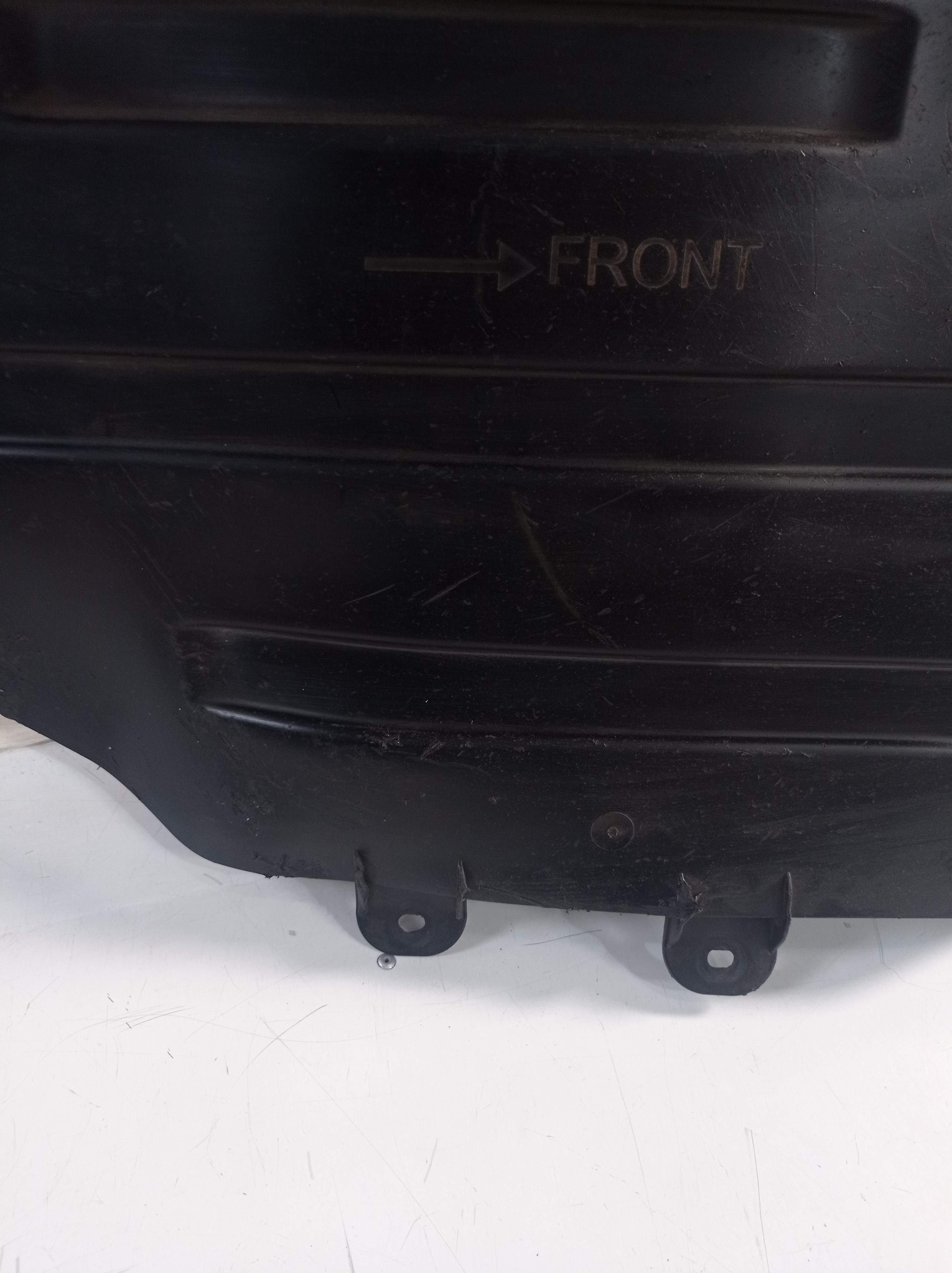 39052123 Defletor Tras Dir Gm Cruze Hatch Sedan 2016/2019 2