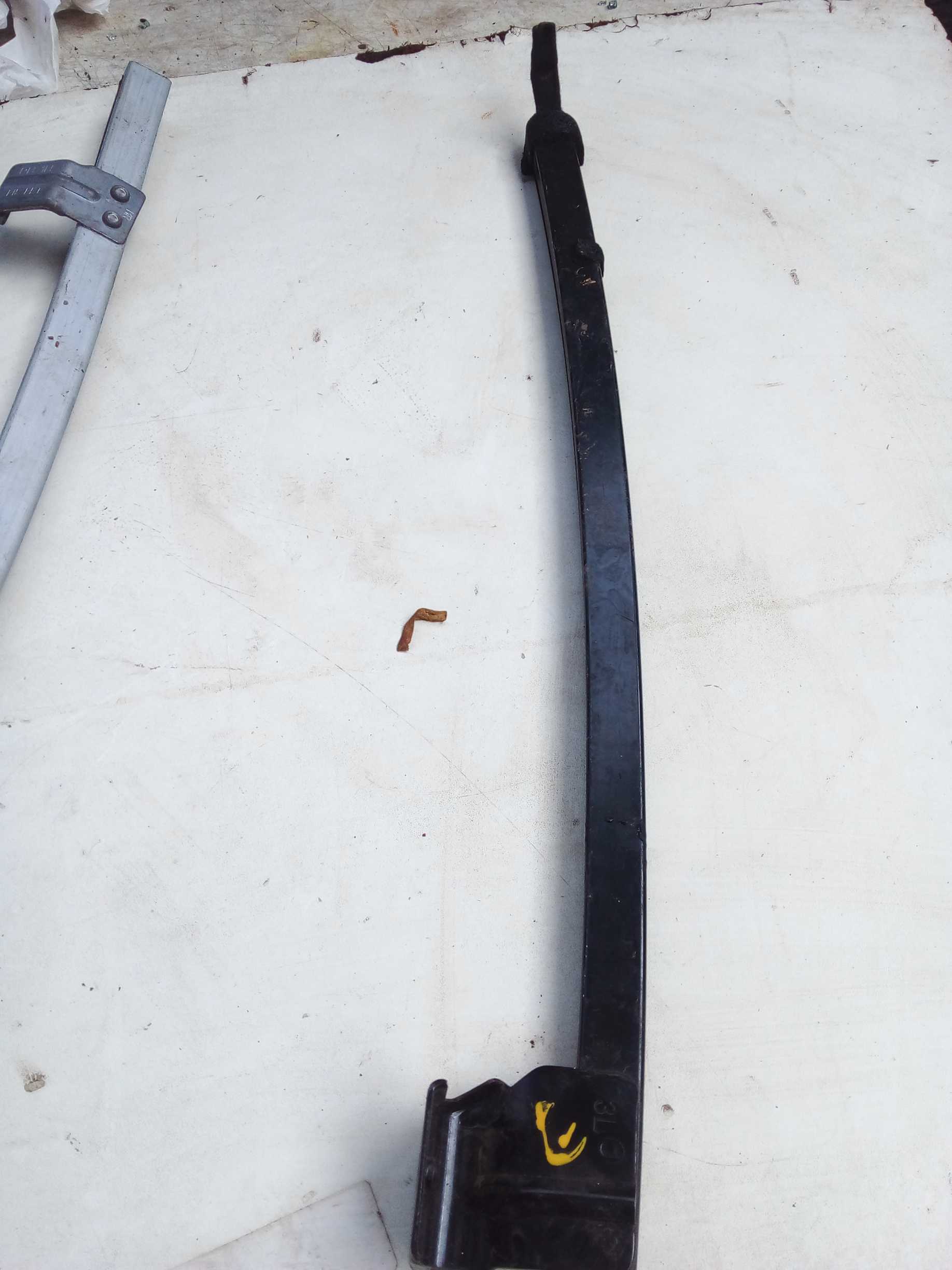 CANALETA VIDRO ESQ VERSA 2019