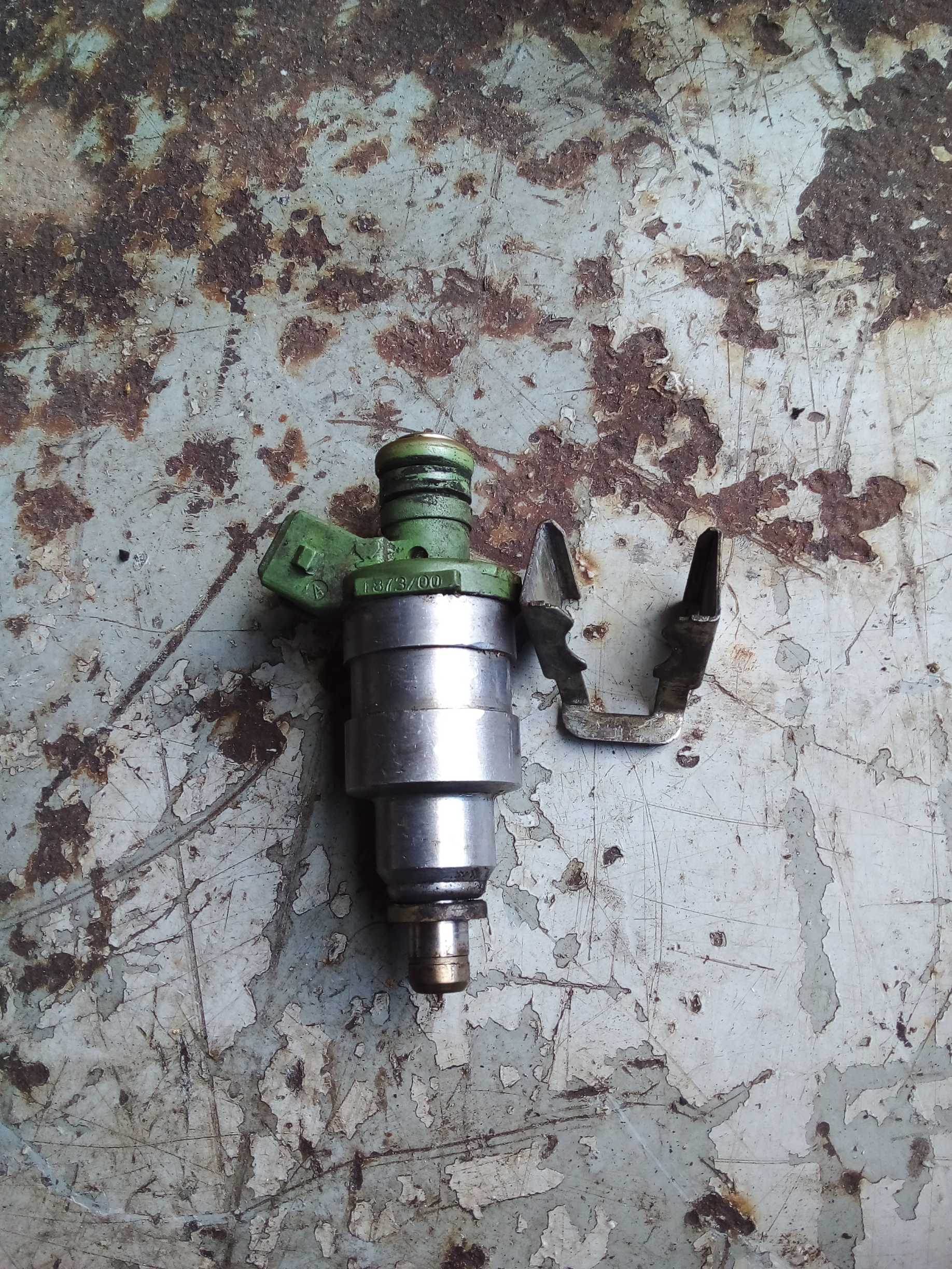 BICO INJEÇÃO VECTRA 98 MOTOR 2.2  187300