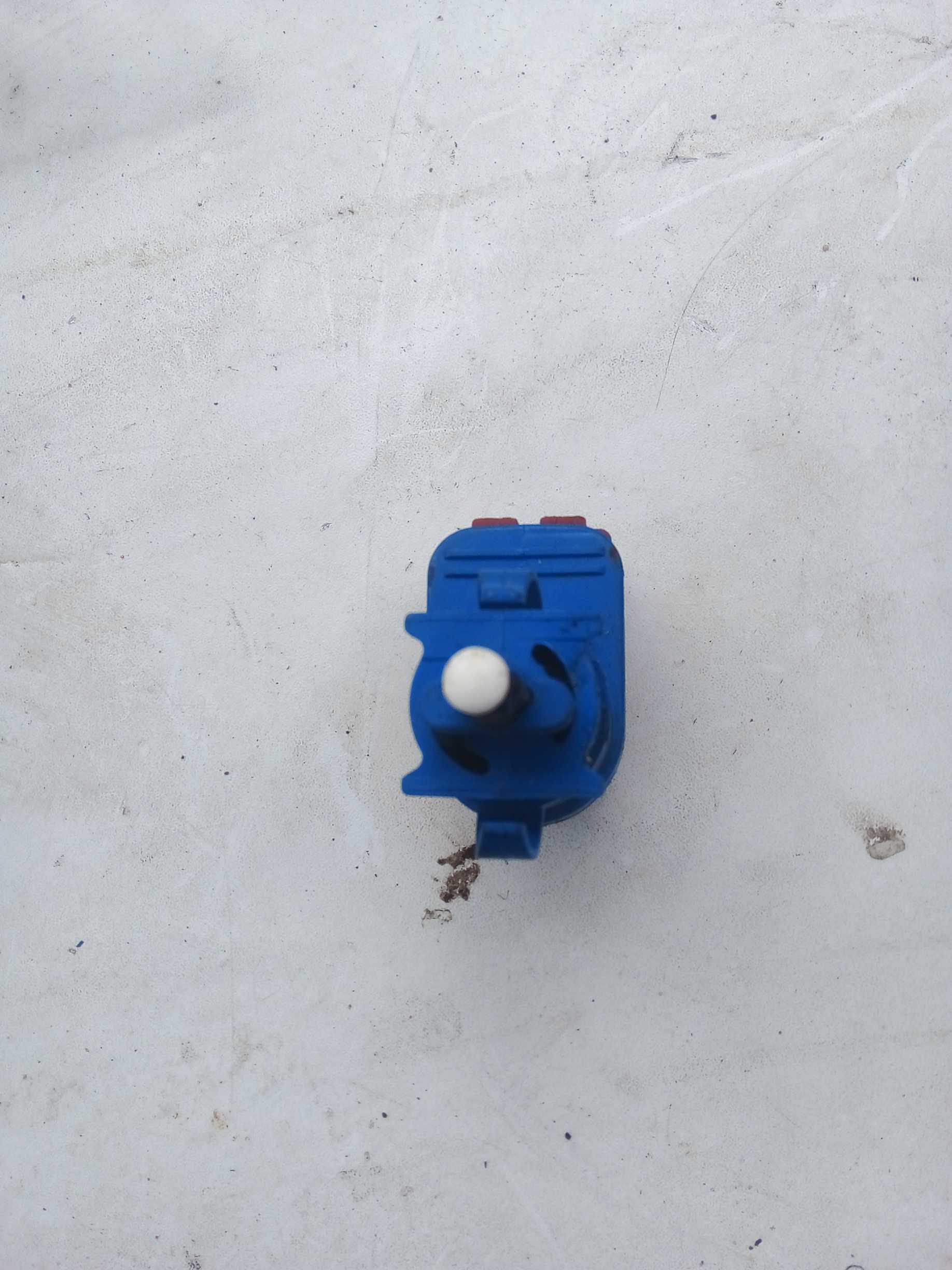 INTERRUPTOR PEDAL FREIO AEGO 2018