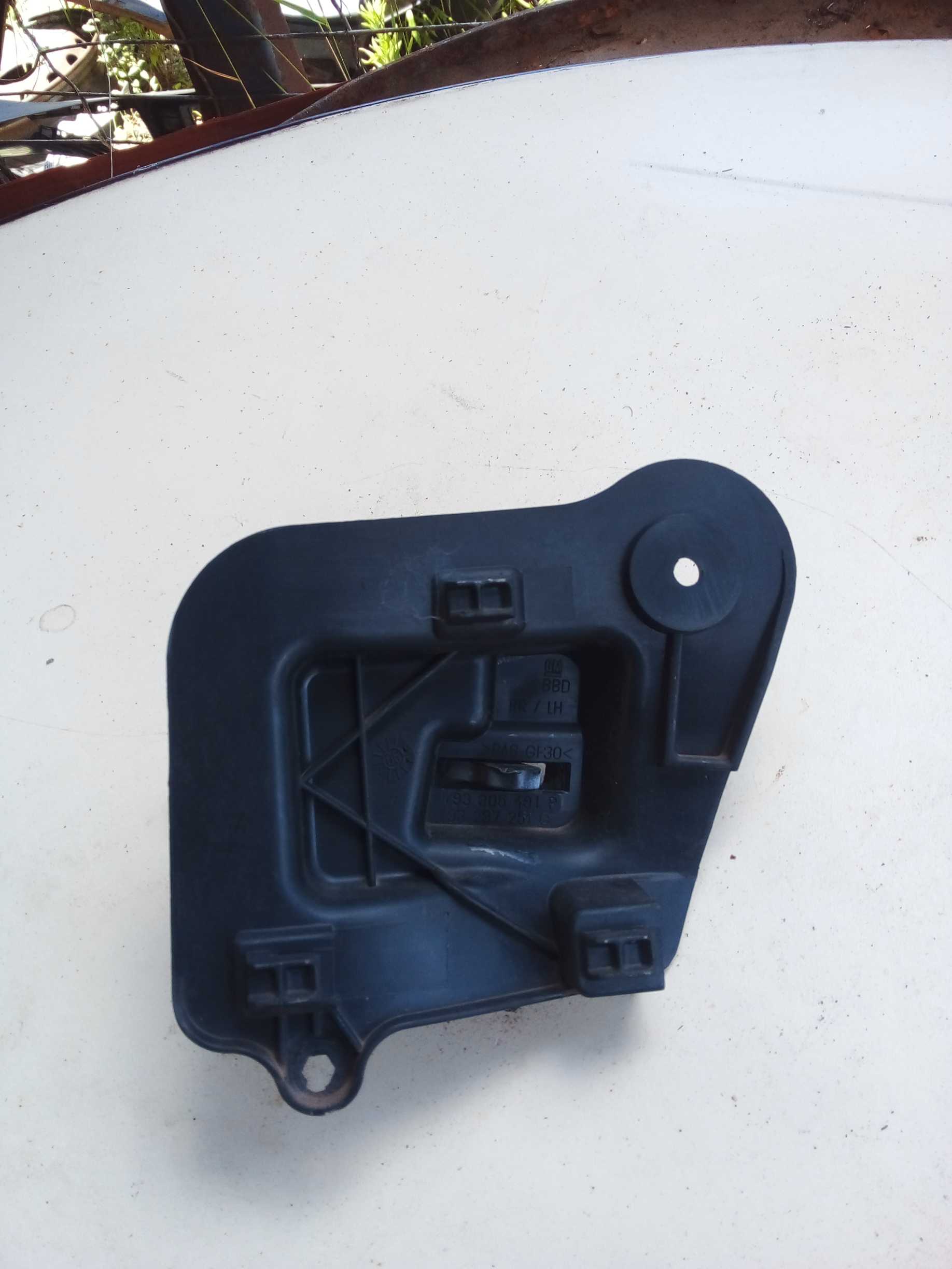 MAÇANETA INT PORTA TRÁS ESQ MERIVA 2005 93305491