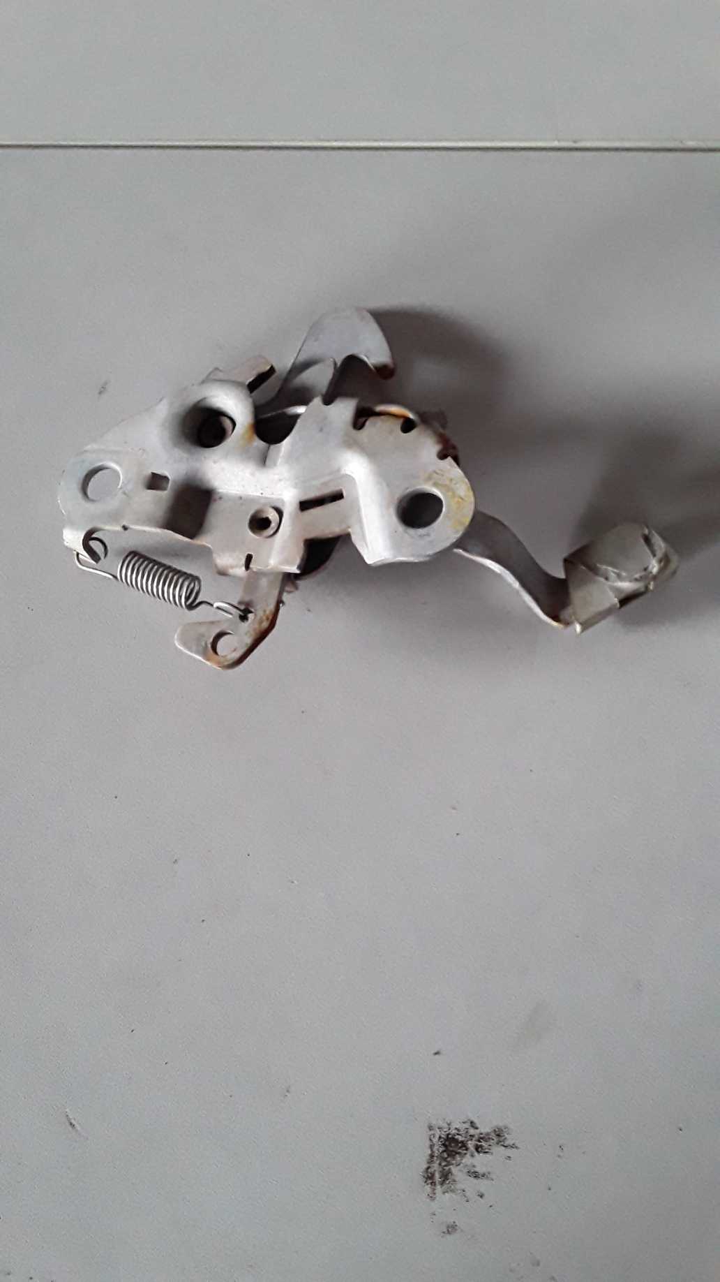 Fechadura Capo Peugeot 207 2009