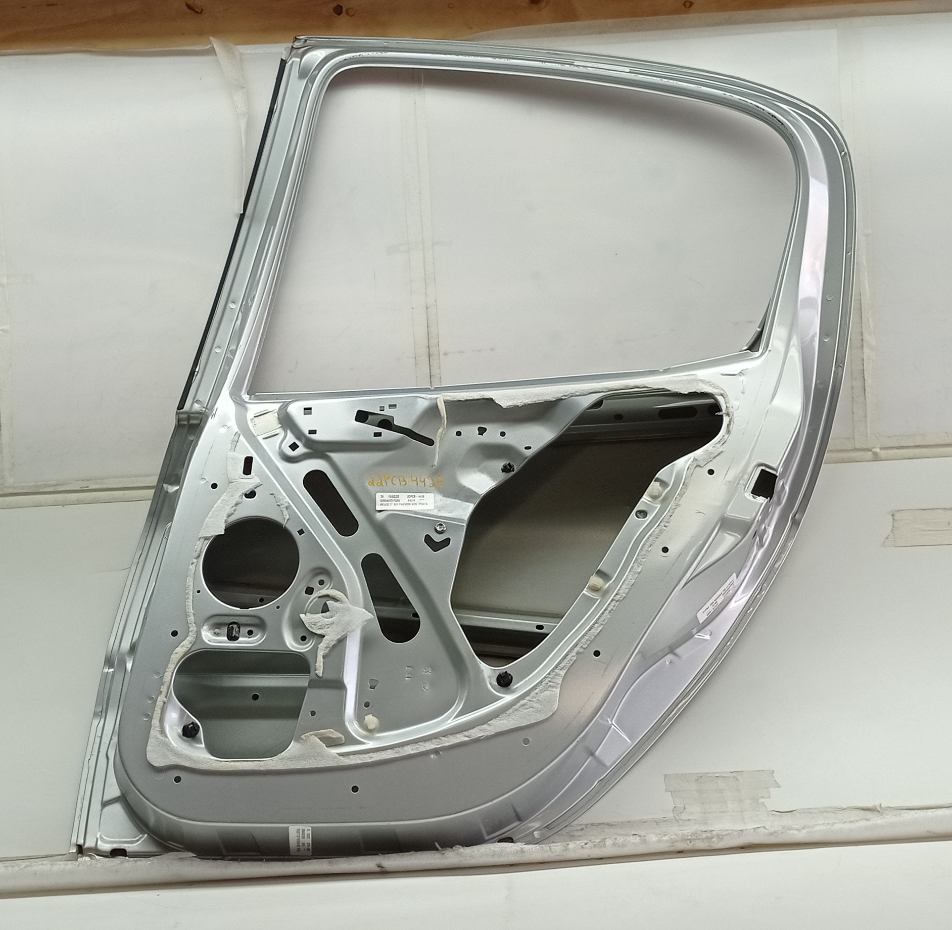 Porta Traseira Direita Peugeot 207 2010 Para Recuperar Traseira Direito Prateado 2
