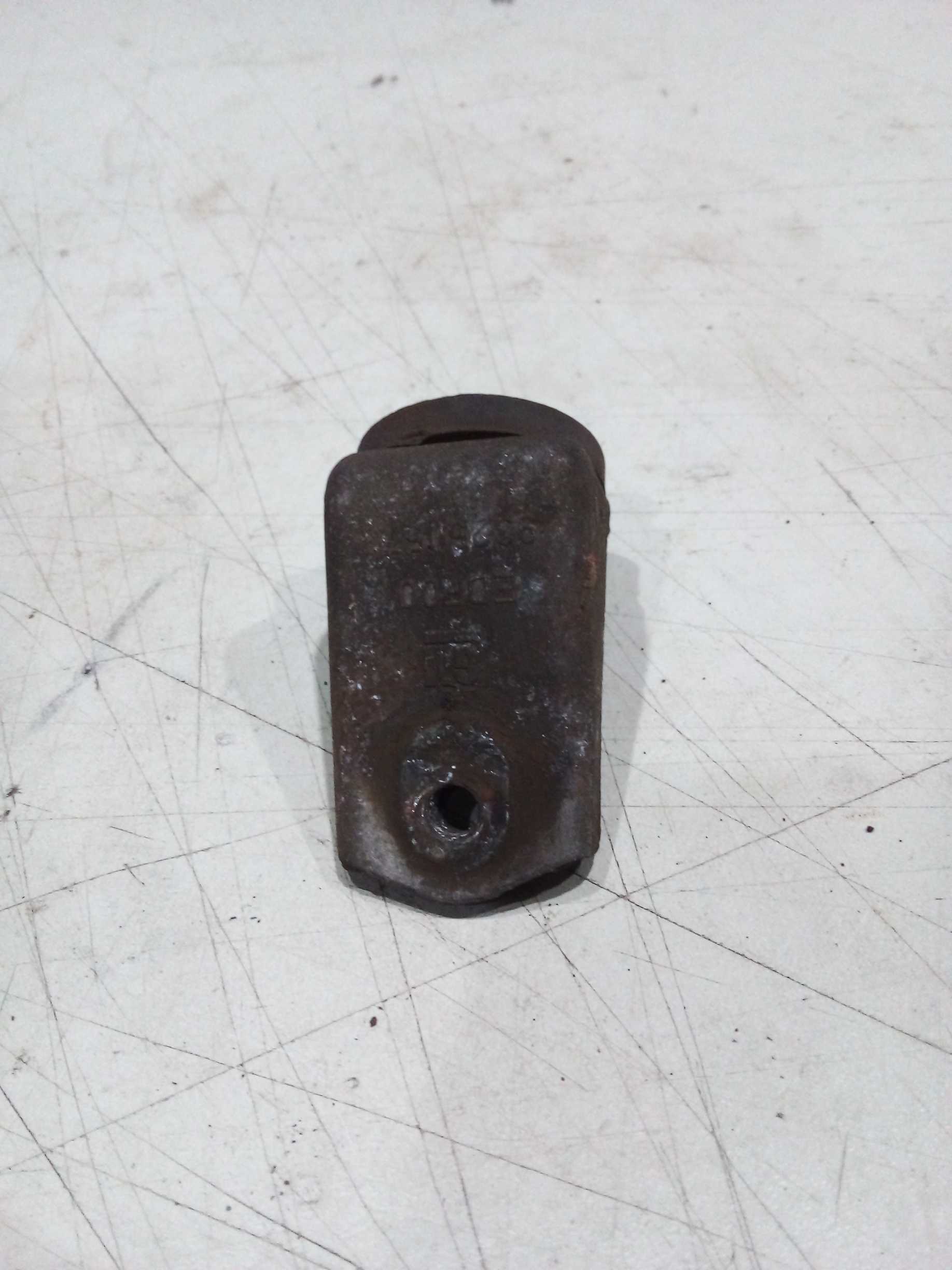 SUPORTE SUPERIOR RADIADOR CORSA 2001 2