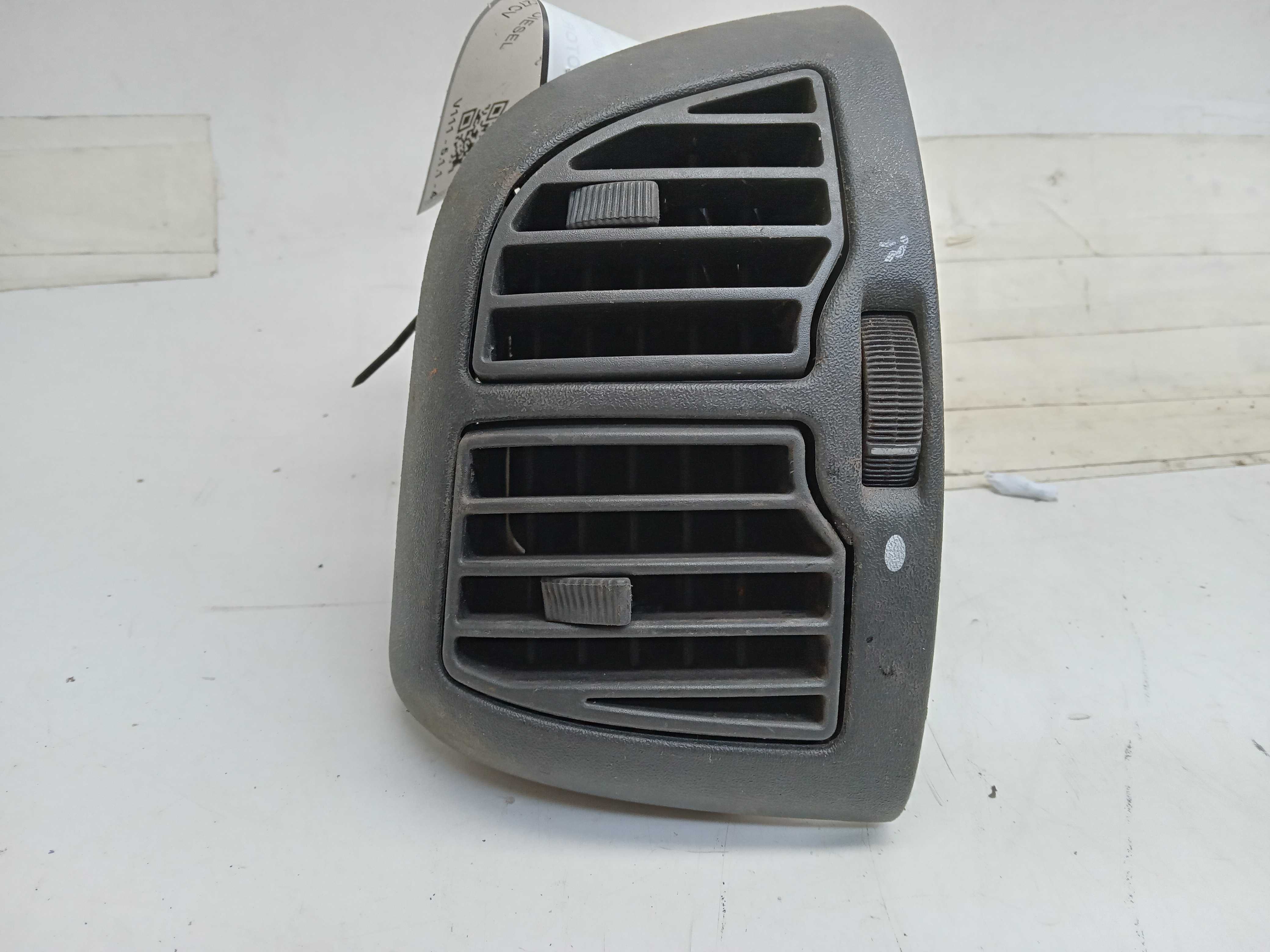DIFUSOR AR CENTRAL ESQUERDO FIAT DUCATO 2011 1
