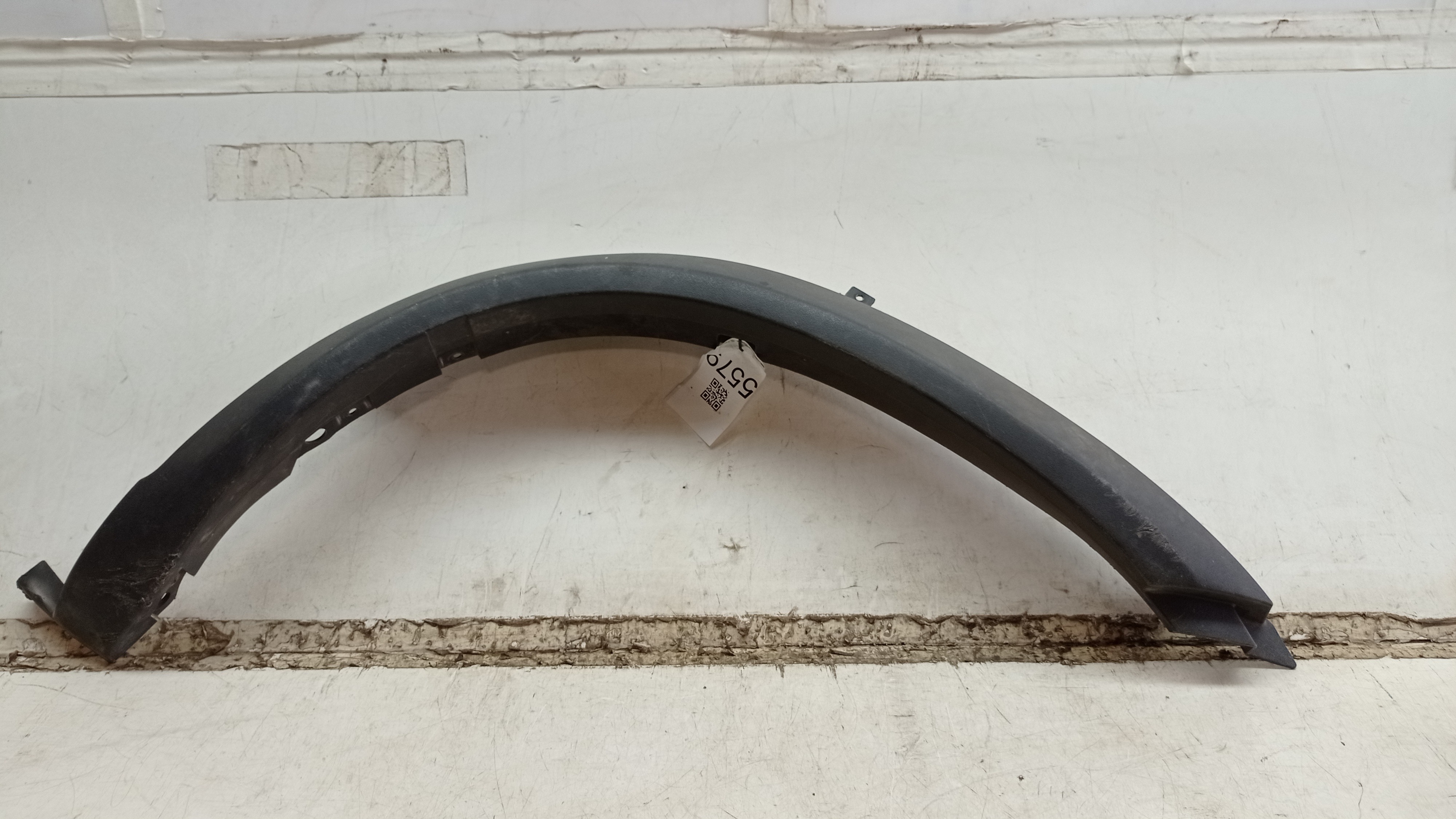 Acabamento Paralama Dir Iveco Daily 70c16 3802041 2
