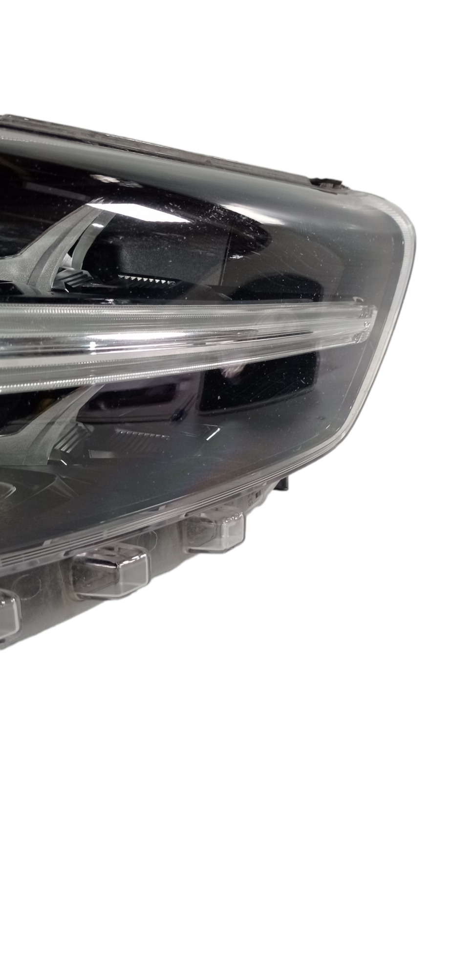 Farol Direito Volvo Xc40 2018 A 2021 Para Recuperar 6