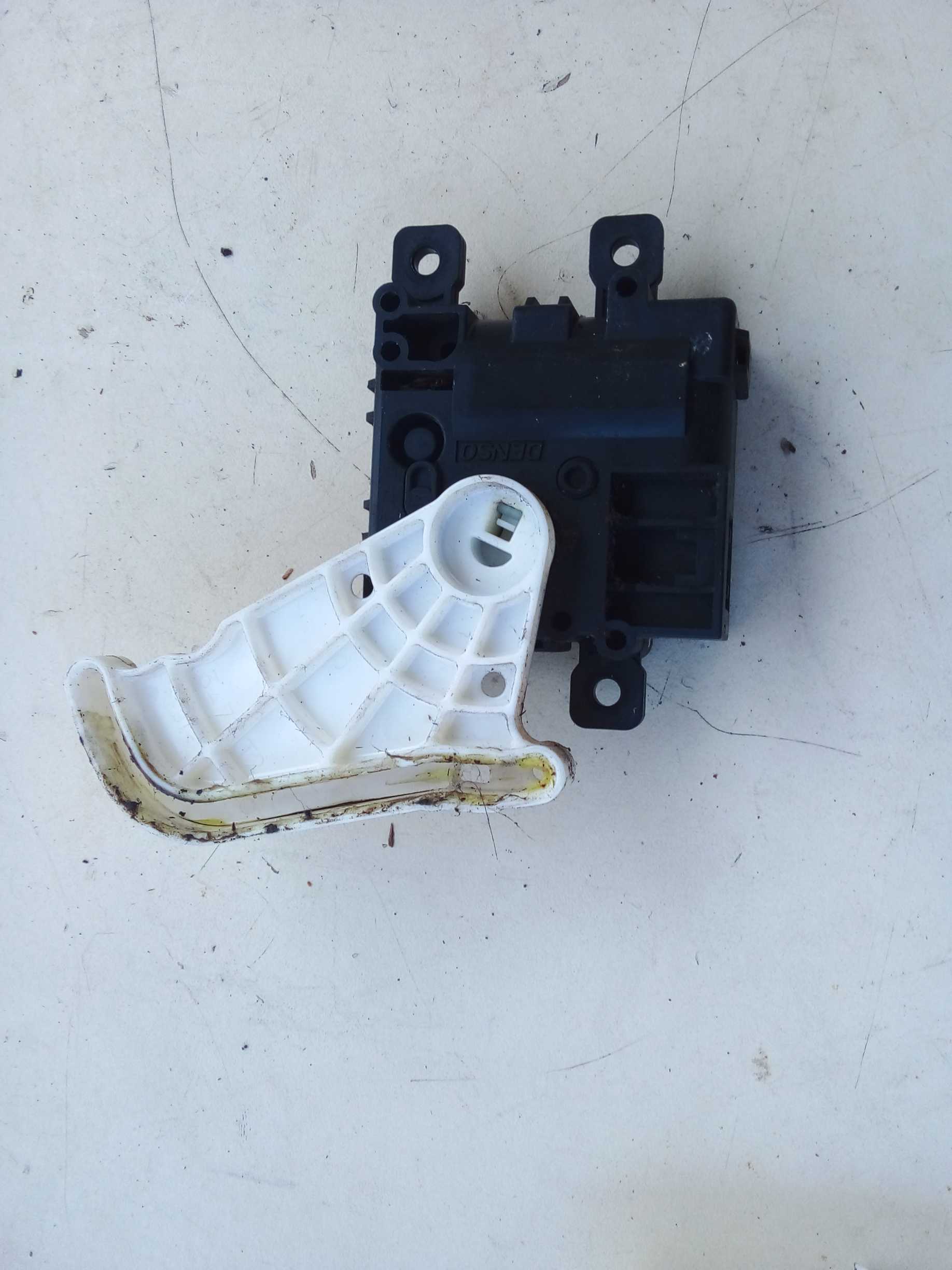 MOTOR CAIXA EVAPORIZADORA HILUX 2019 AE0638002242 2
