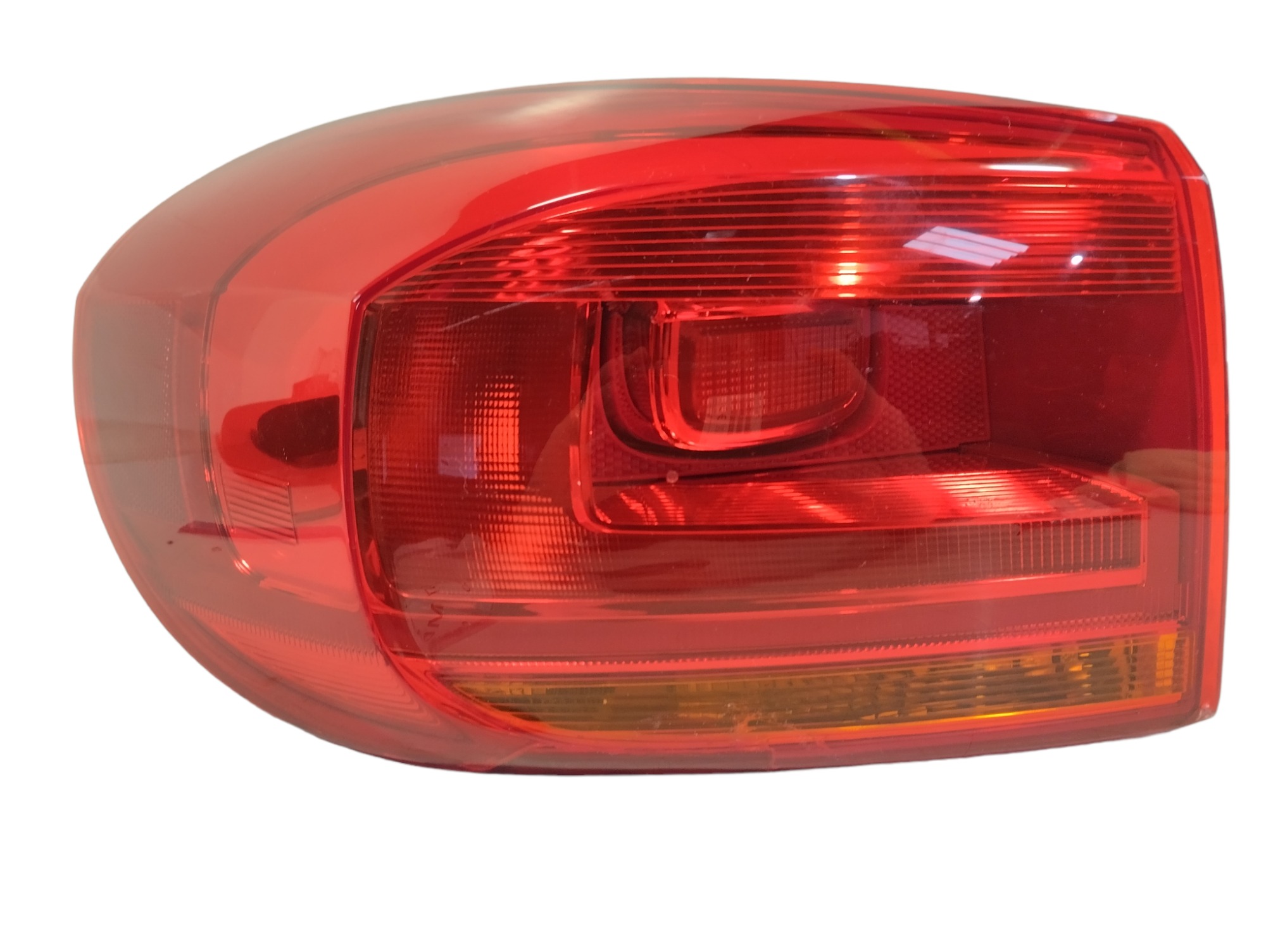 Lanterna Traseira Esquerda Vw Tiguan 2012 A 2015 Recuperada