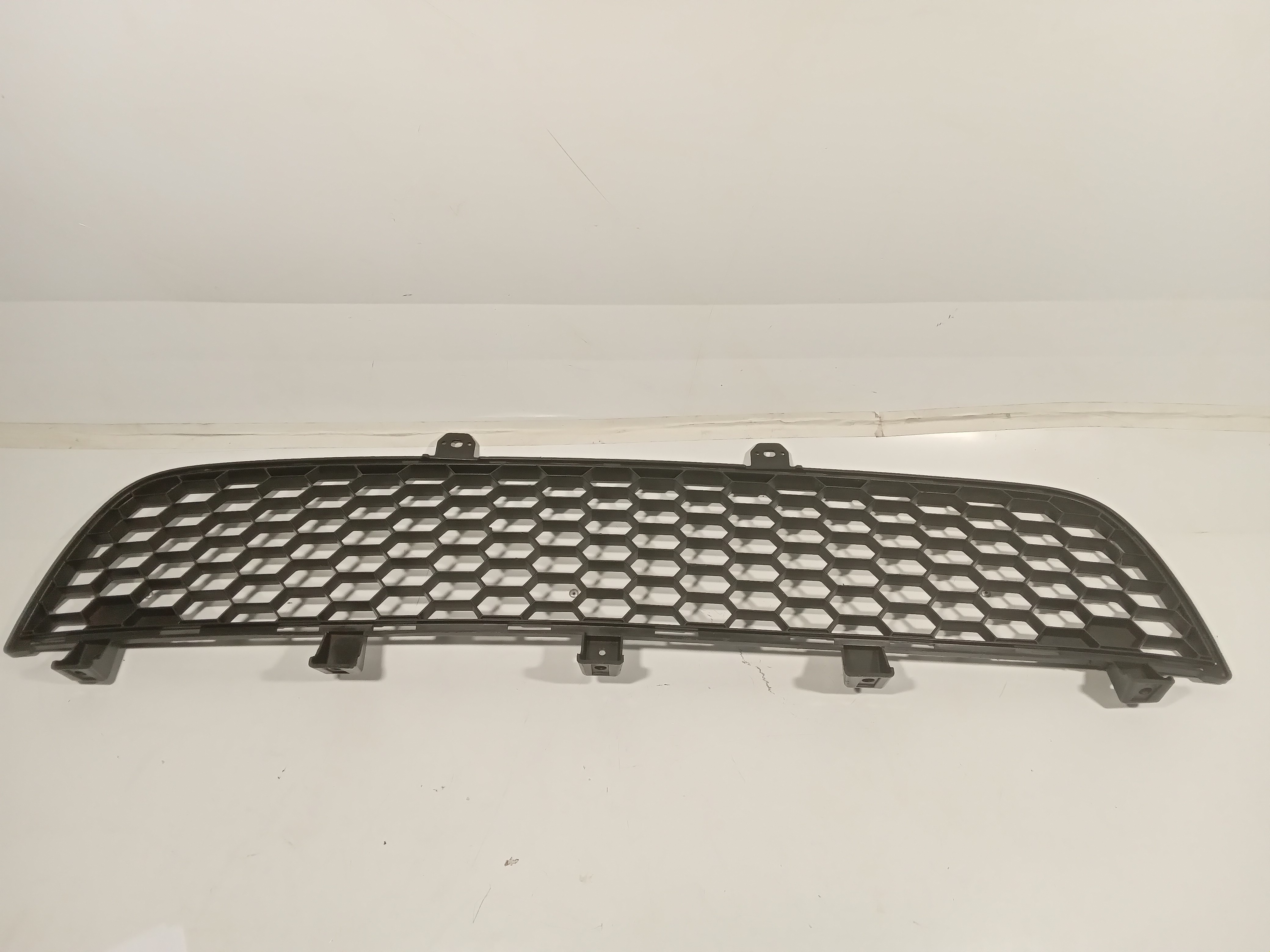 Grade Inferior Parachoque Diant Pajero Sport 2011 6402a123 2