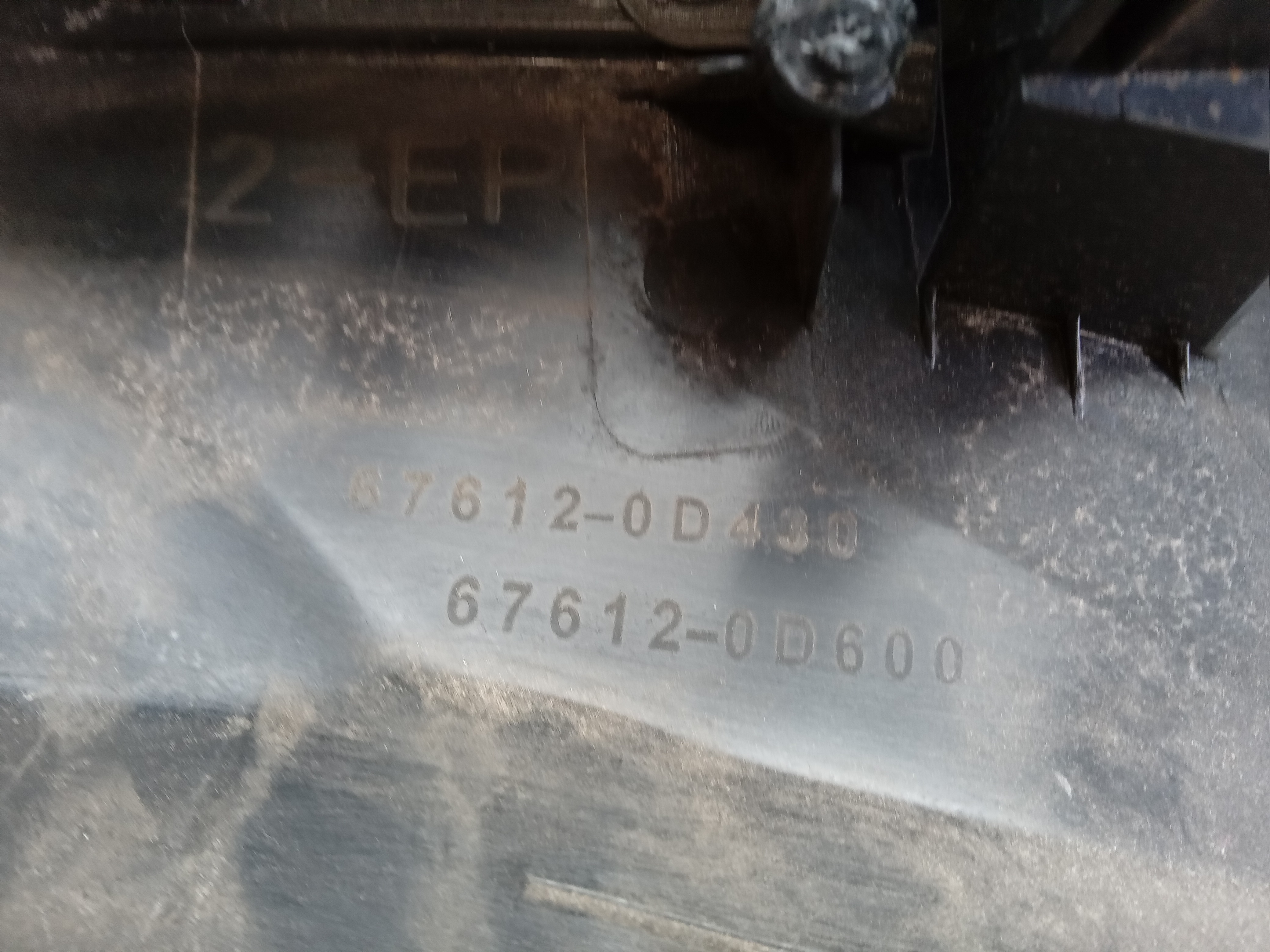 FORRO PORTA DIANT LE TOYOTA ETIOS 2018 3