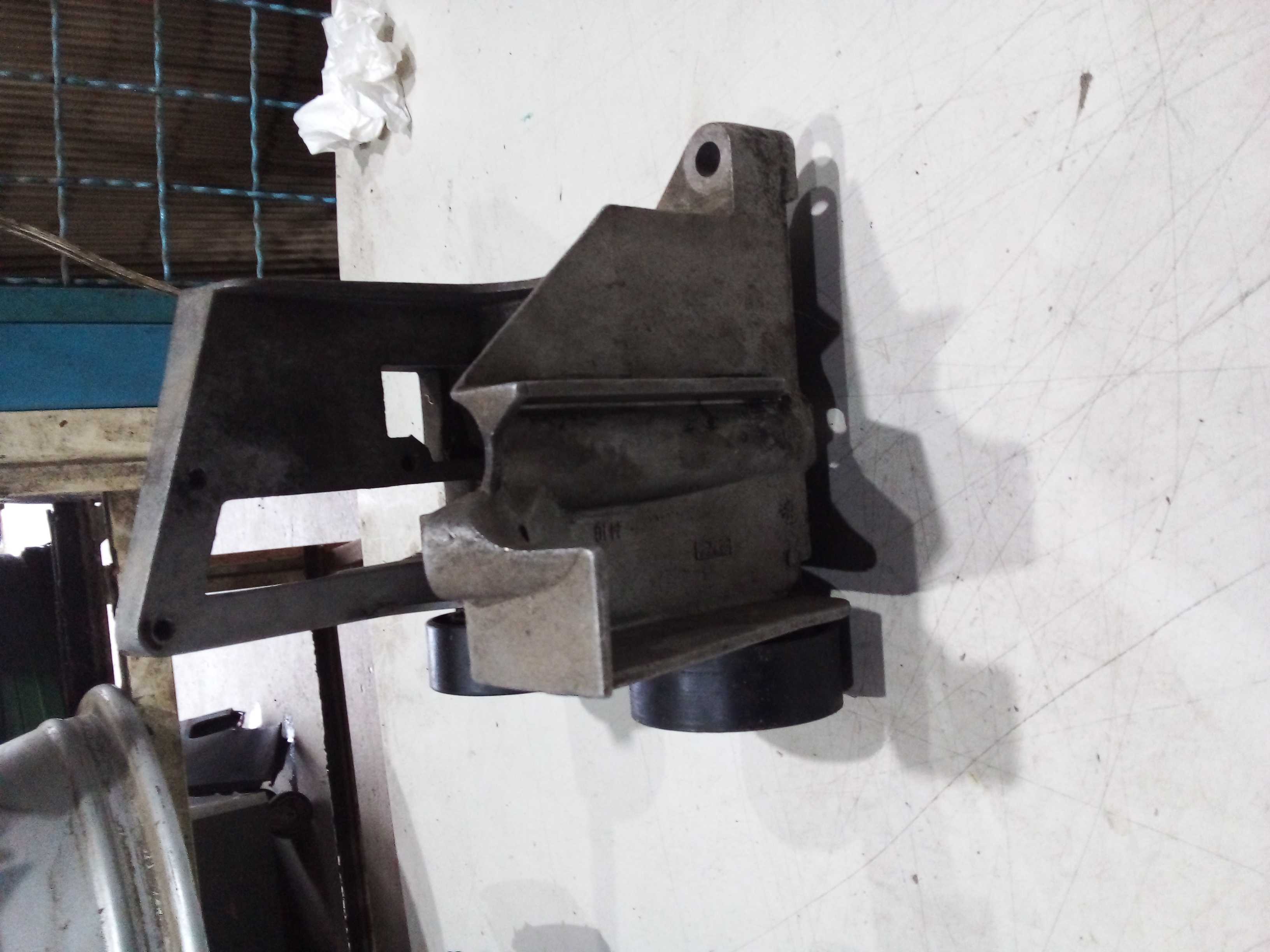 SUPORTE ALTERNADOR ECOSPOST FIESTA ZETEC 2009 2