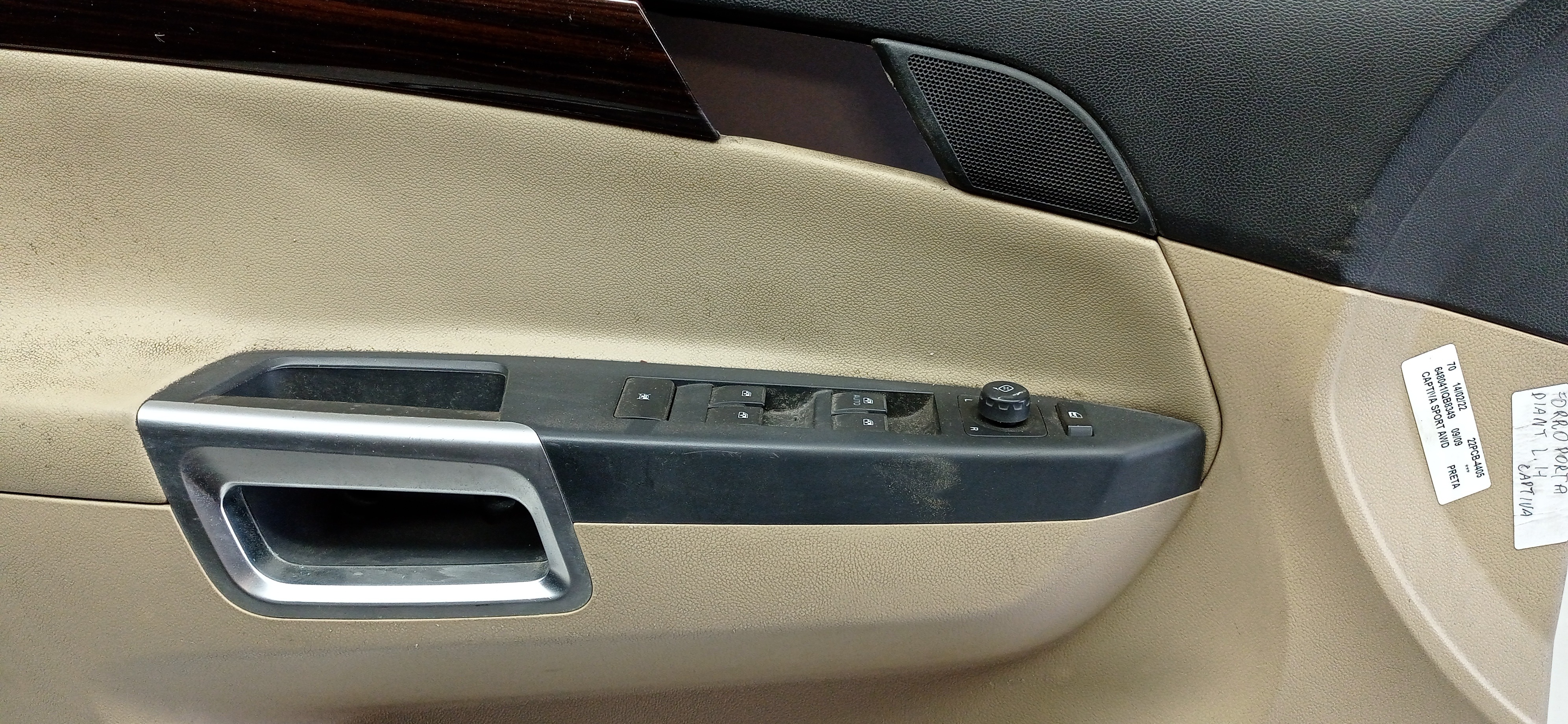Forro Porta Diant Le Gm Captiva 2014 5