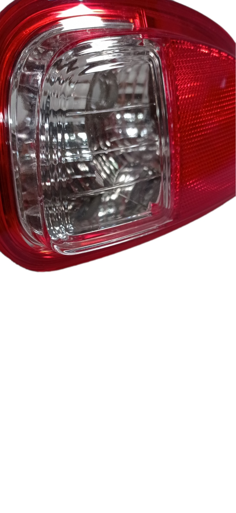 Lanterna Direita Parachoque Traseiro Kia Picanto 2012 2015 5