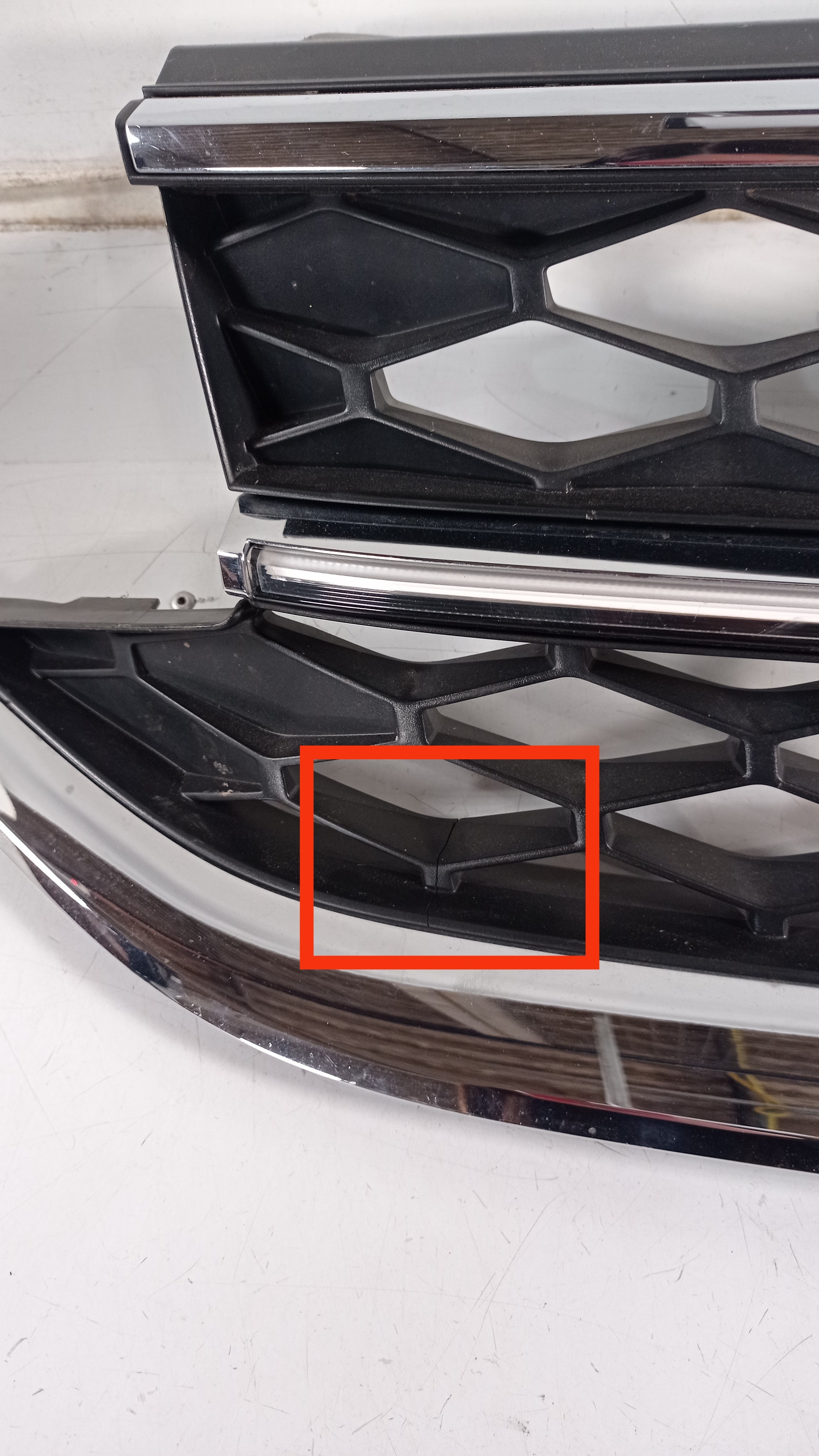 Grade Dianteira Volkswagen Taos 2022 Orig Para Recuperar 9