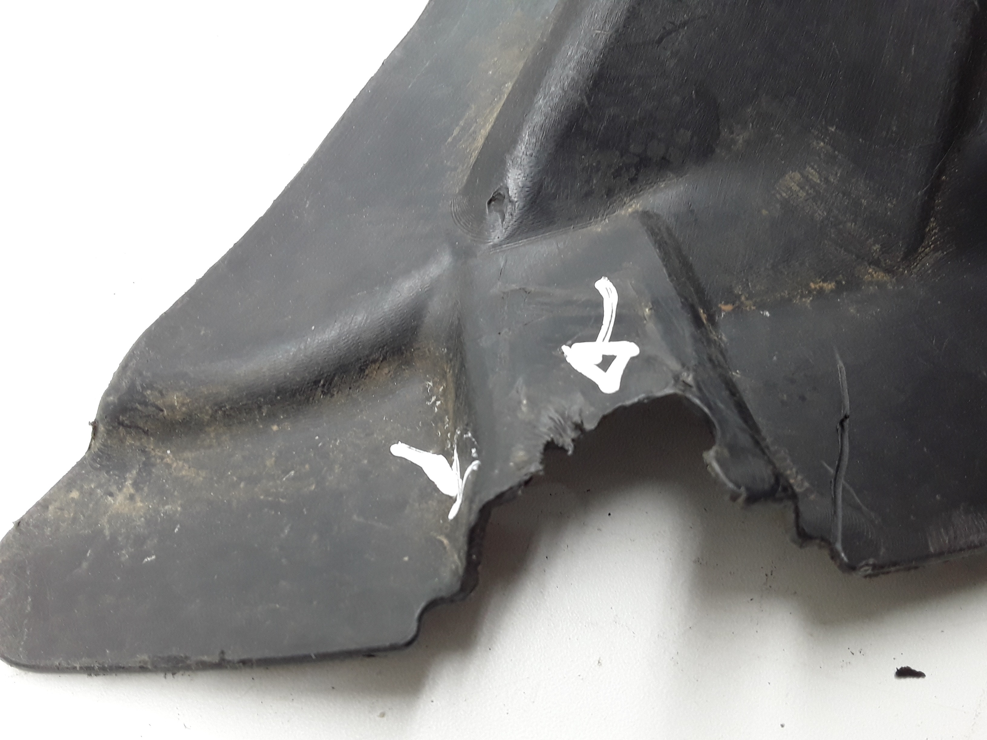 8v0821171 Parabarro Dianteiro LE Audi A3 2012 P RECUPERAR 9