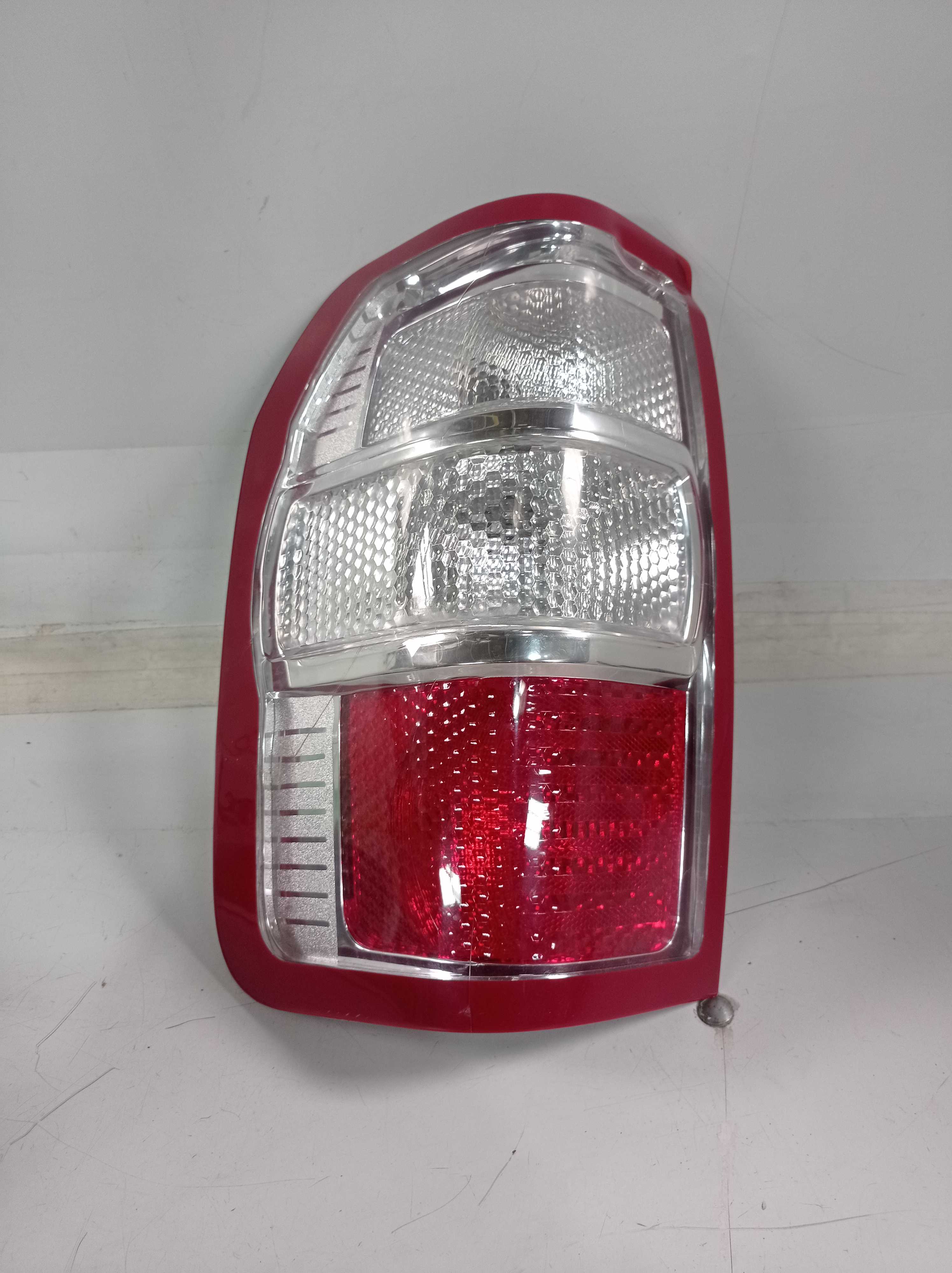 LANTERNA TRASEIRA ESQUERDA FORD RANGER 2010 2012 RECUPERADA 1