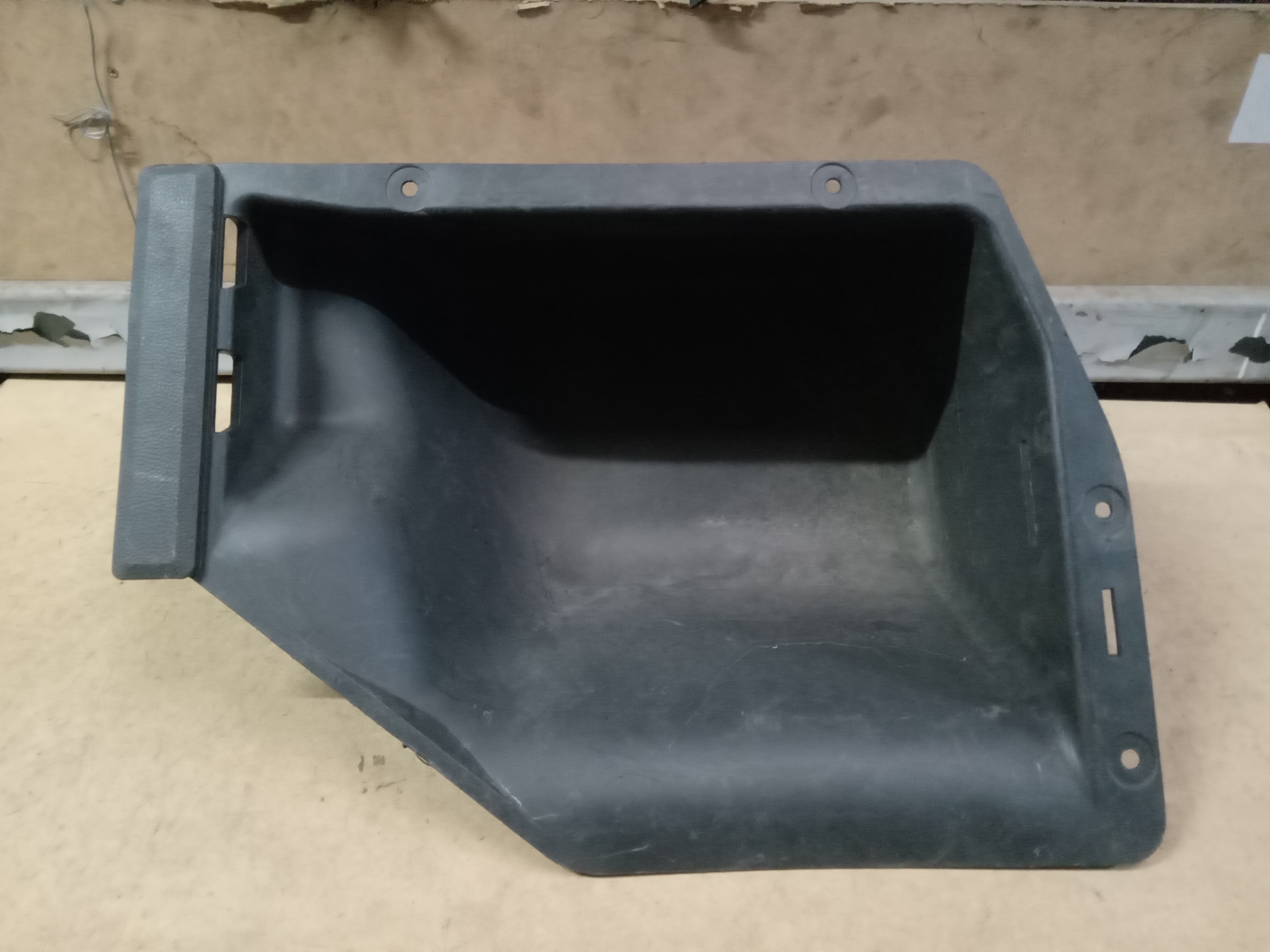 PORTA OBJETOS TRAS LD FORD RANGER XLS 2016 1