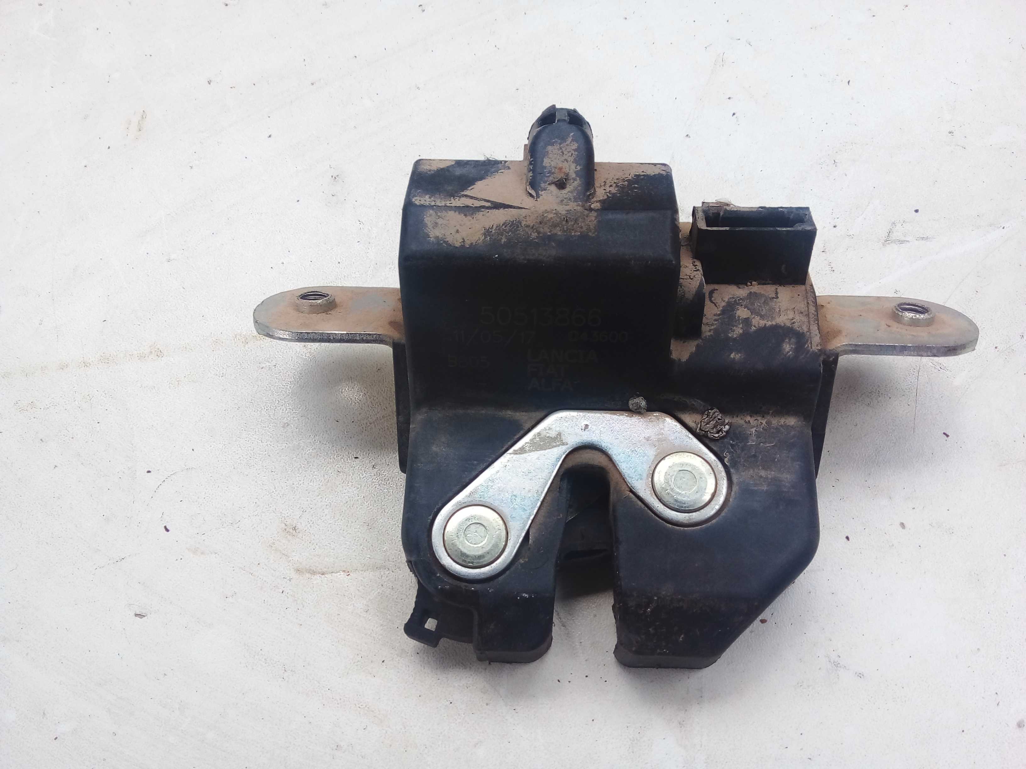FECHADURA TAMPA TRASEIRA ARGO 2018 50513866 2