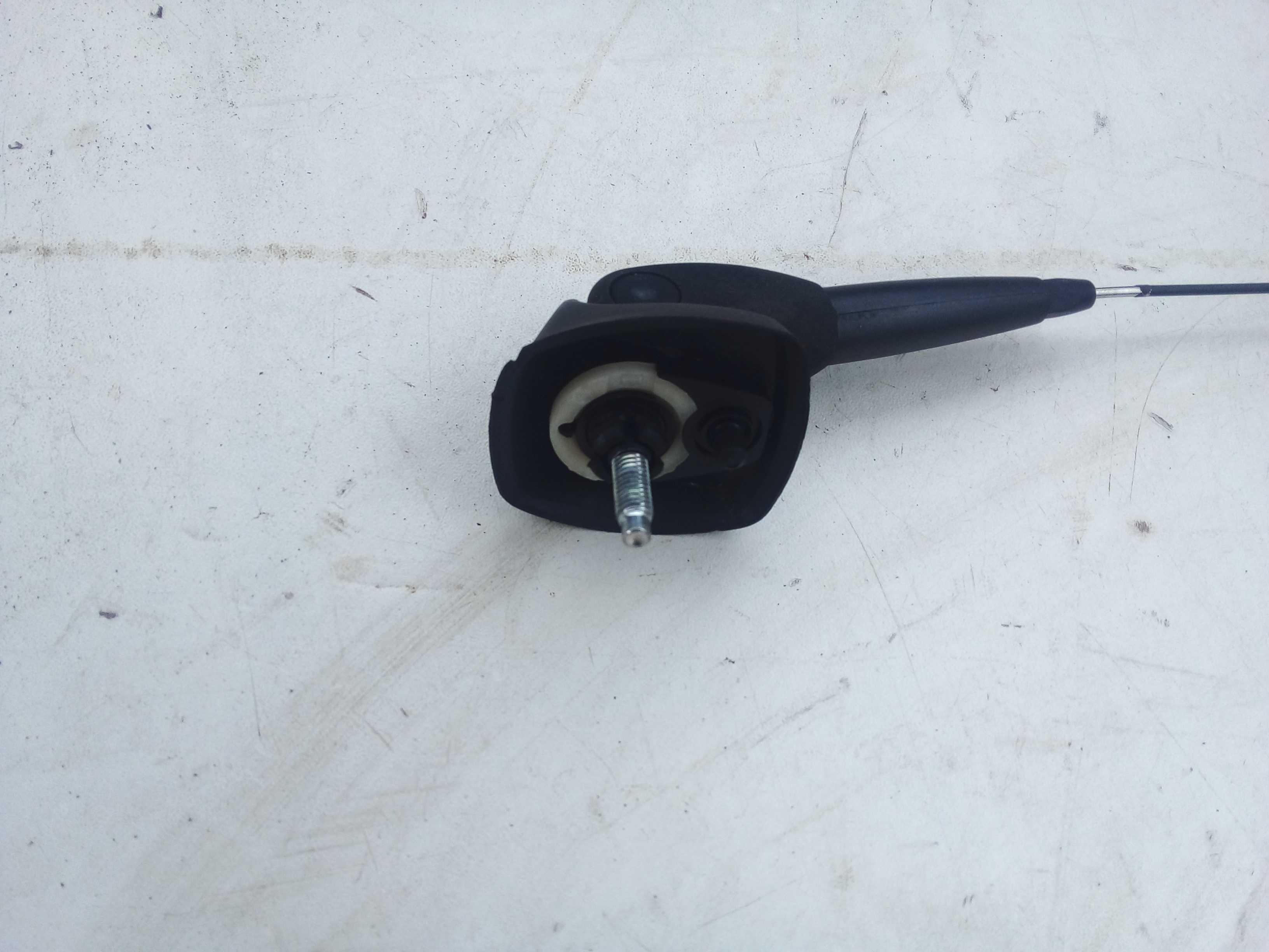 ANTENA TETO SANDERO 2013 3