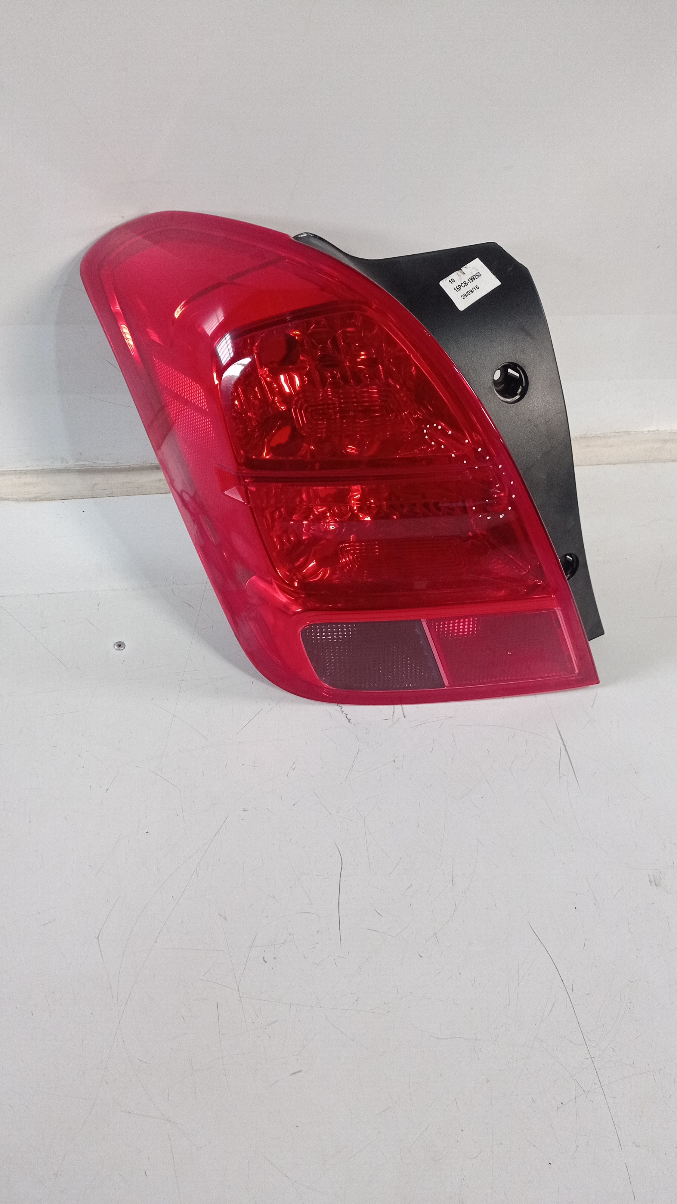 95207517 Lanterna Esquerda Gm Tracker 2015 Recuperada