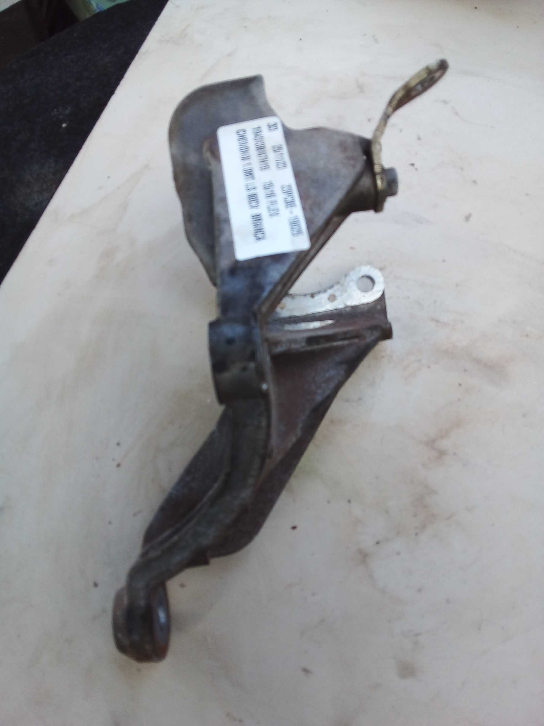 SUPORTE BOMBA DIREÇÃO HIDRÁULICA ÔNIX.2016 24579485