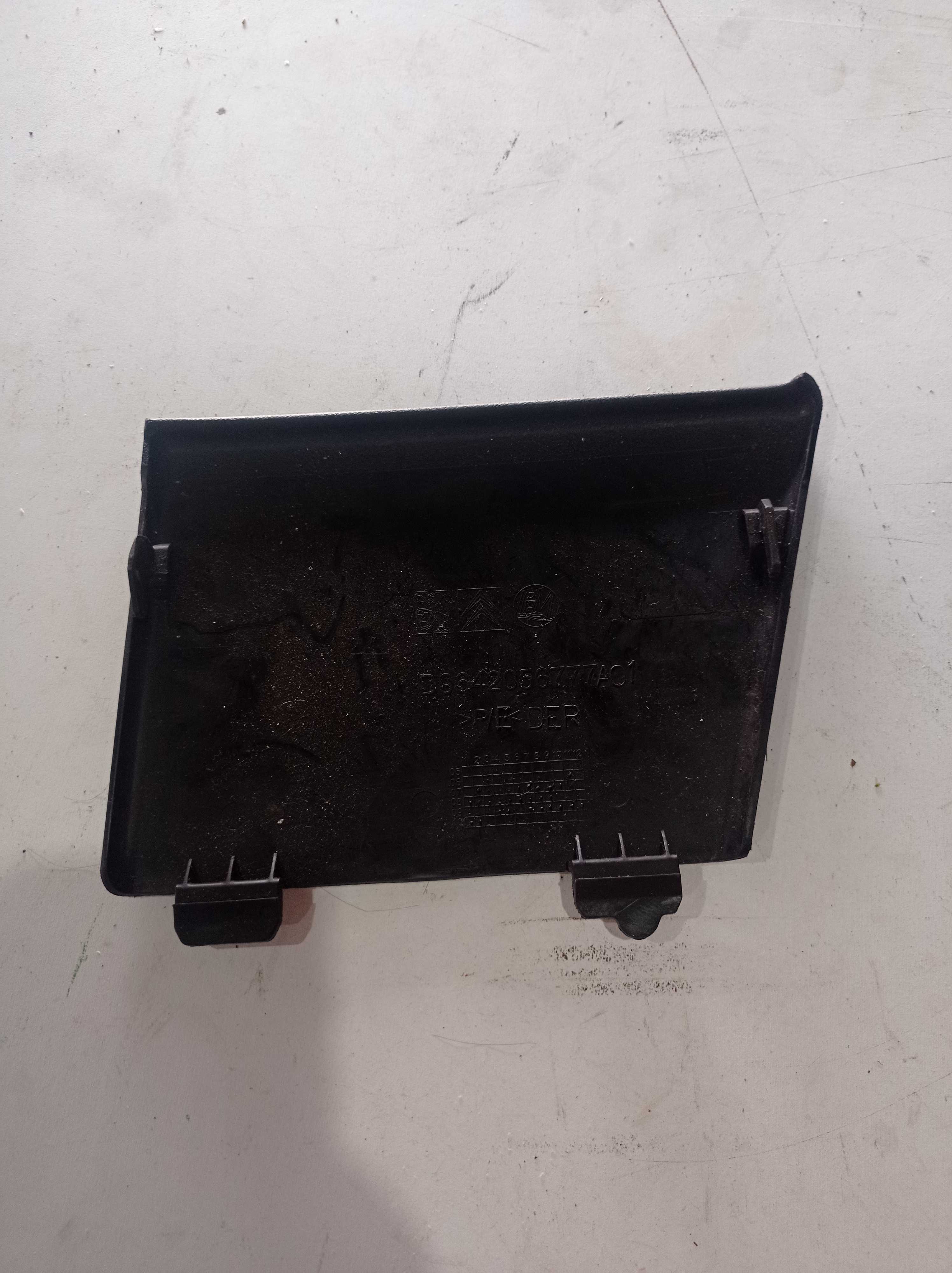 ACABAMENTO PORTA MALAS DIREITO CITROEN C4 HATCH 2008 2013 2