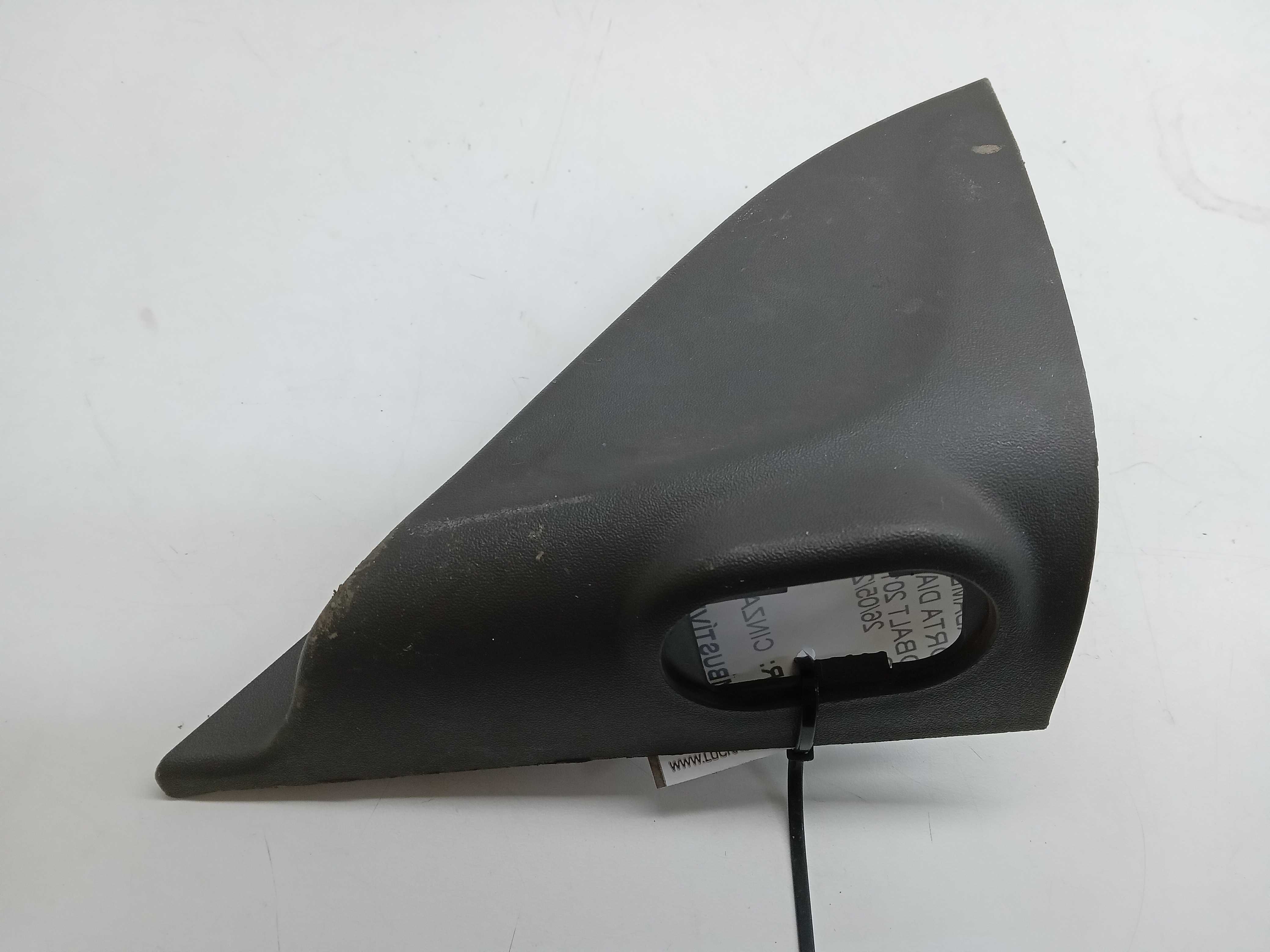 ACABAMENTO INTERNO RETROVISOR PORTA DIANT LE GM COBALT 2013 1