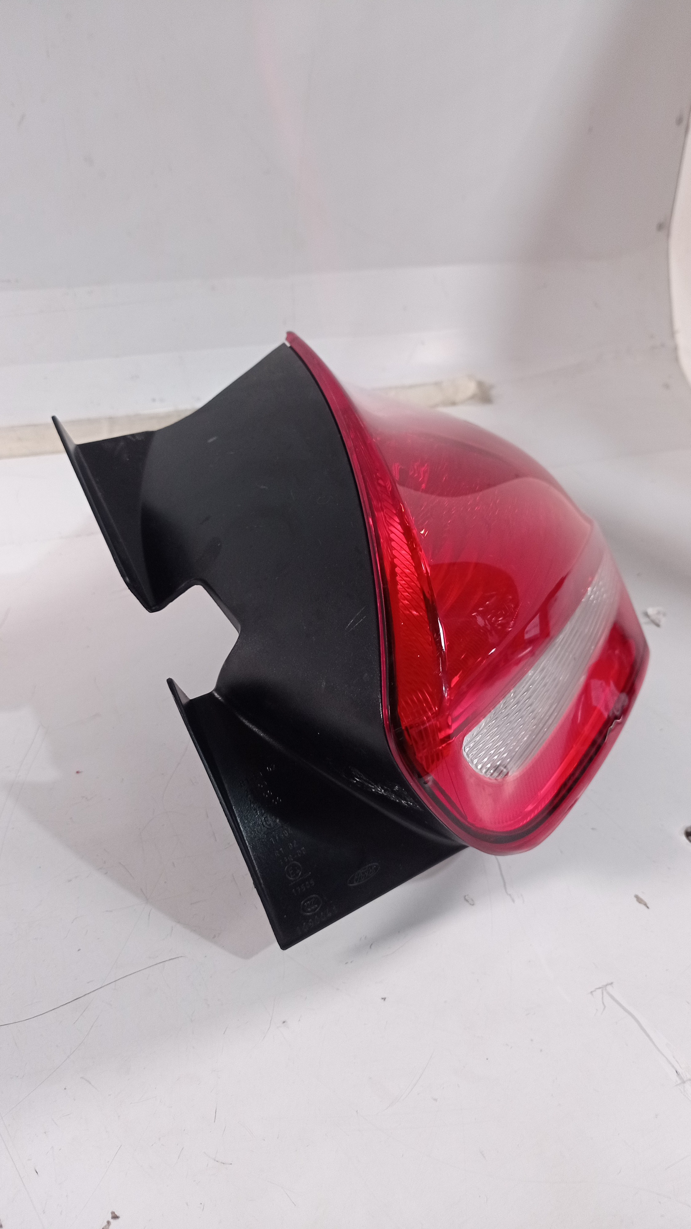 Lanterna Traseira Direita Ford Focus Hatch 2016 Recuperada 7