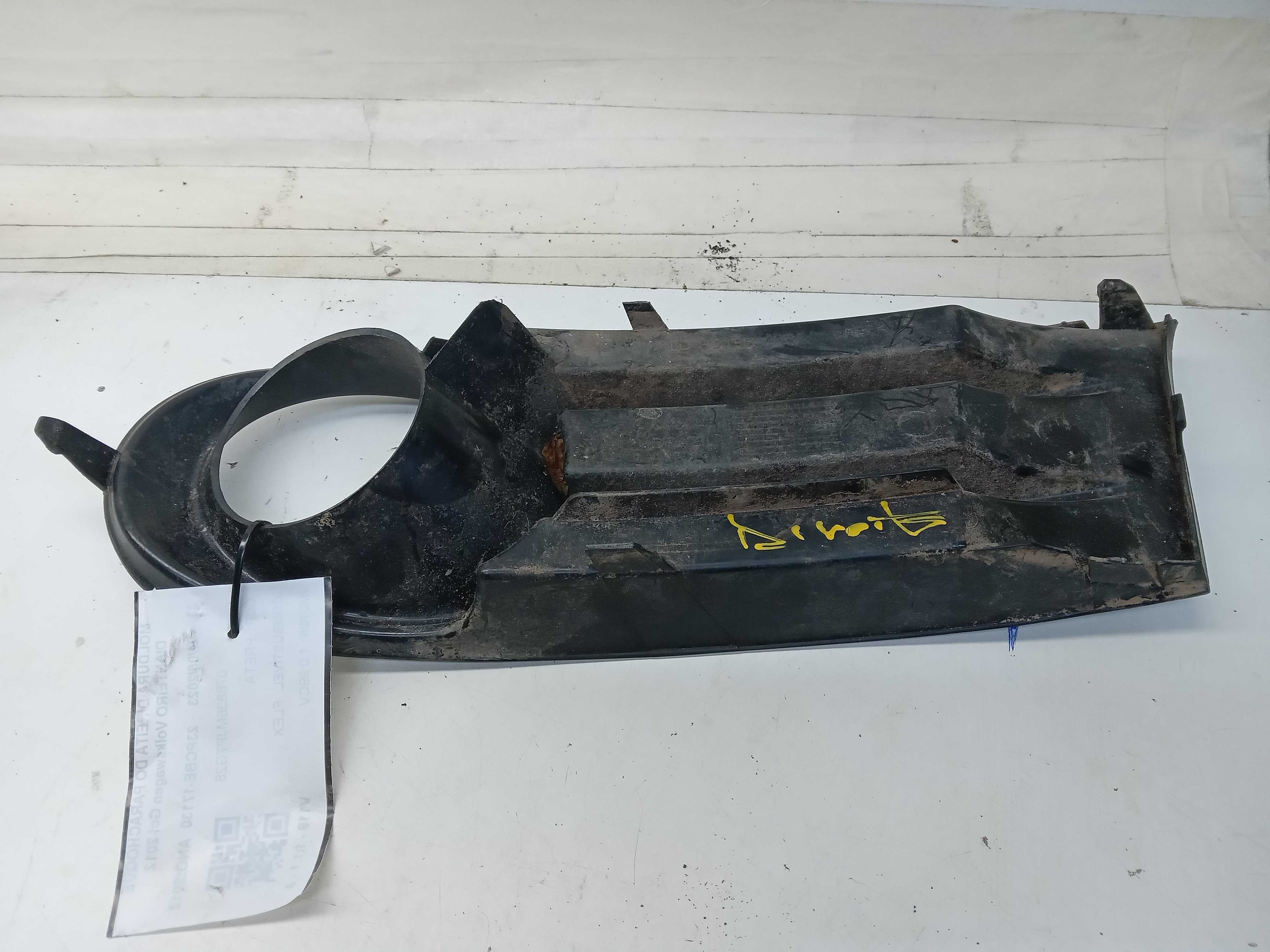 MOLDURA FAROL MILHA LD VW GOL 2012 1