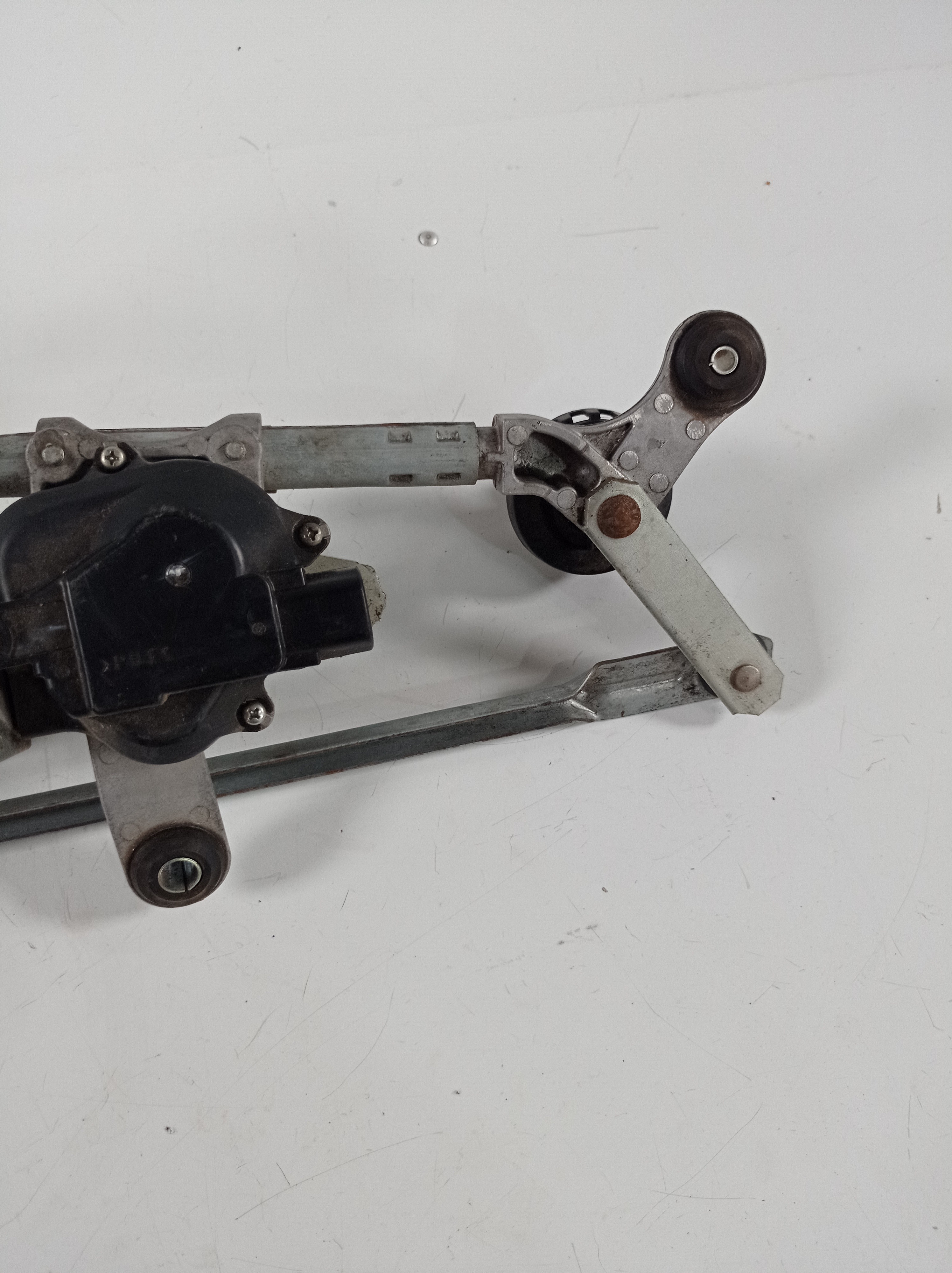 Galhada Com Motor Limpador Parabrisa Nissan Versa 2012 2013 5