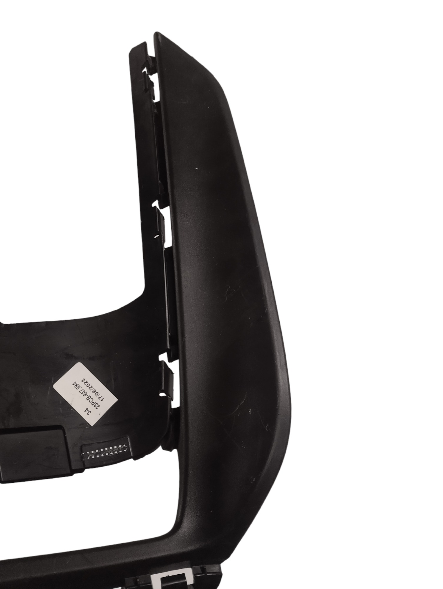 Moldura Farol Milha Direito Gm Tracker 2019 A 2022 3