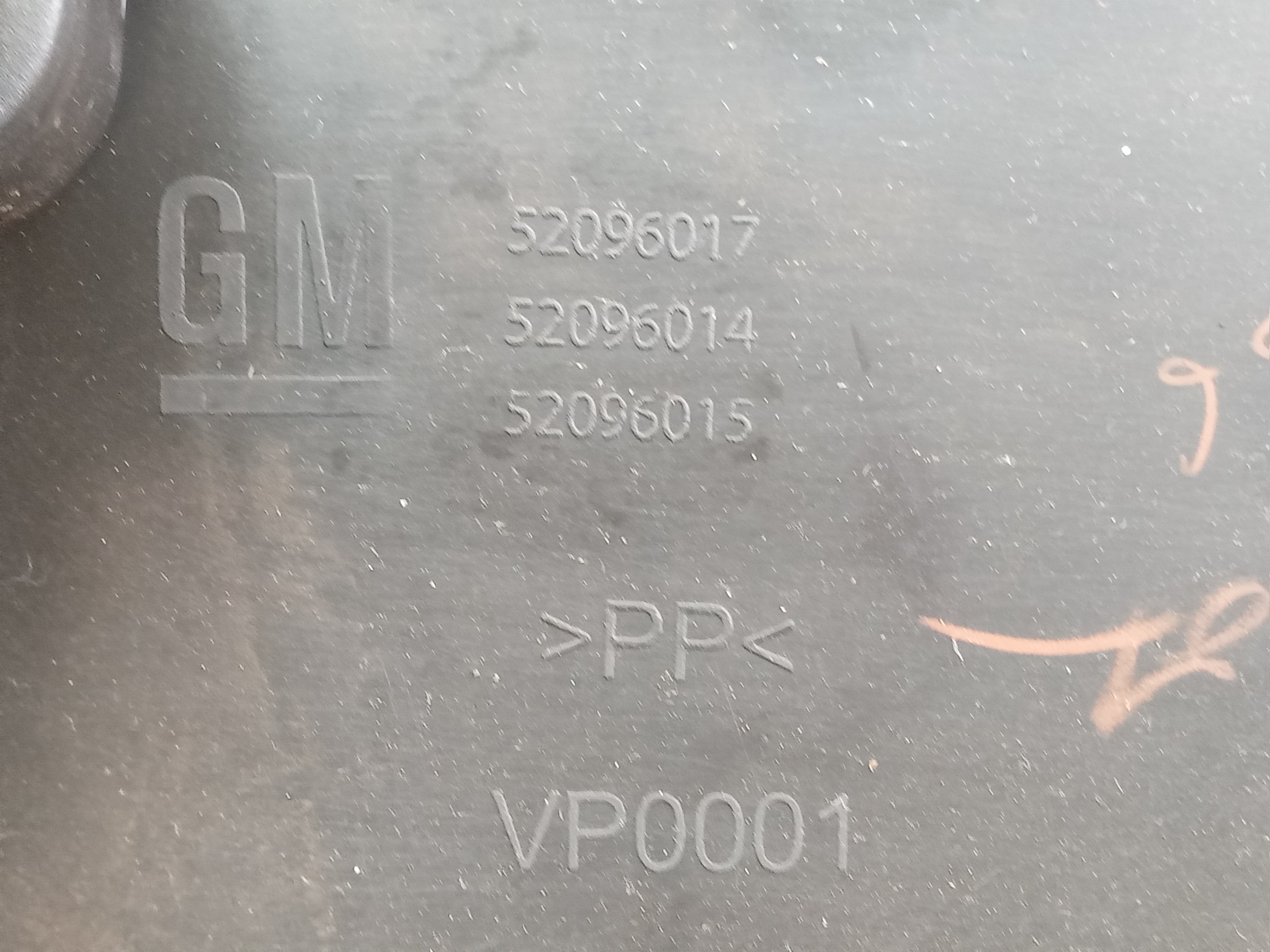 FORRO PORTA TRAS LE GM ONIX 2015 3