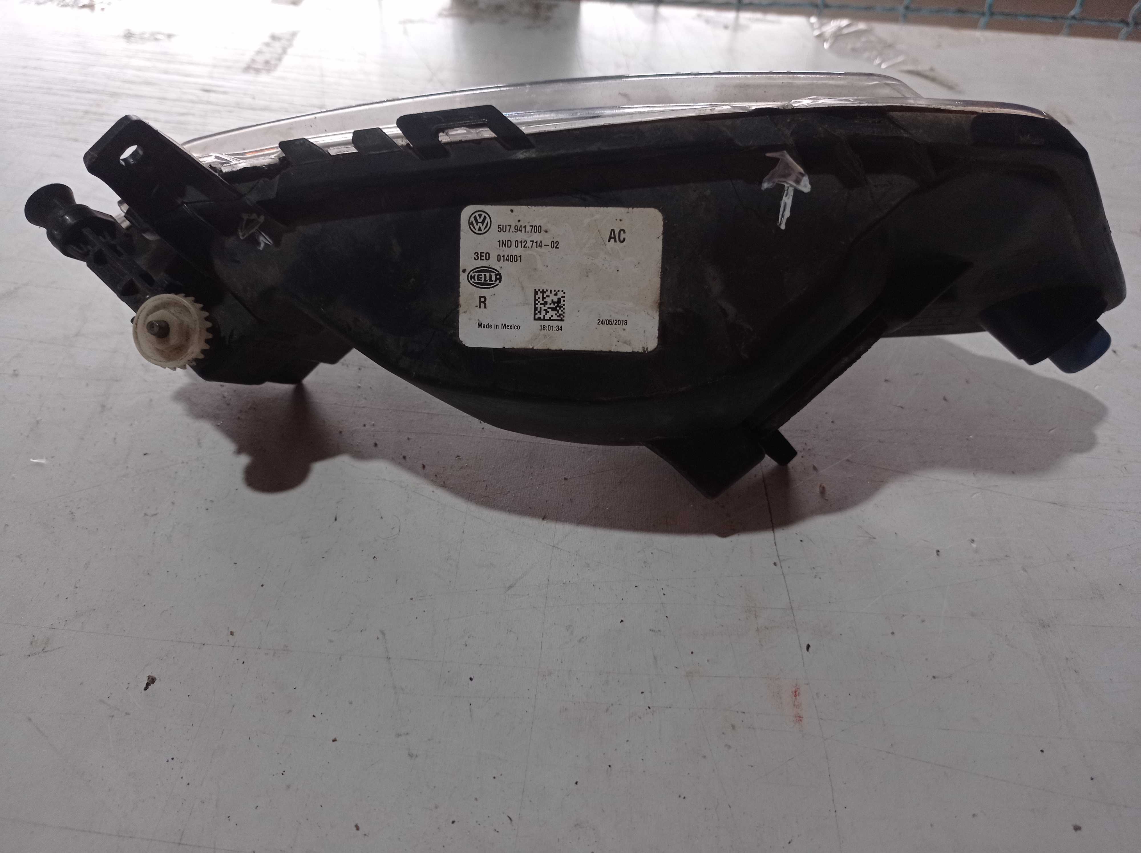 FAROL MILHA DIREITO VOLKSWAGEN GOL SAVEIRO G7 2