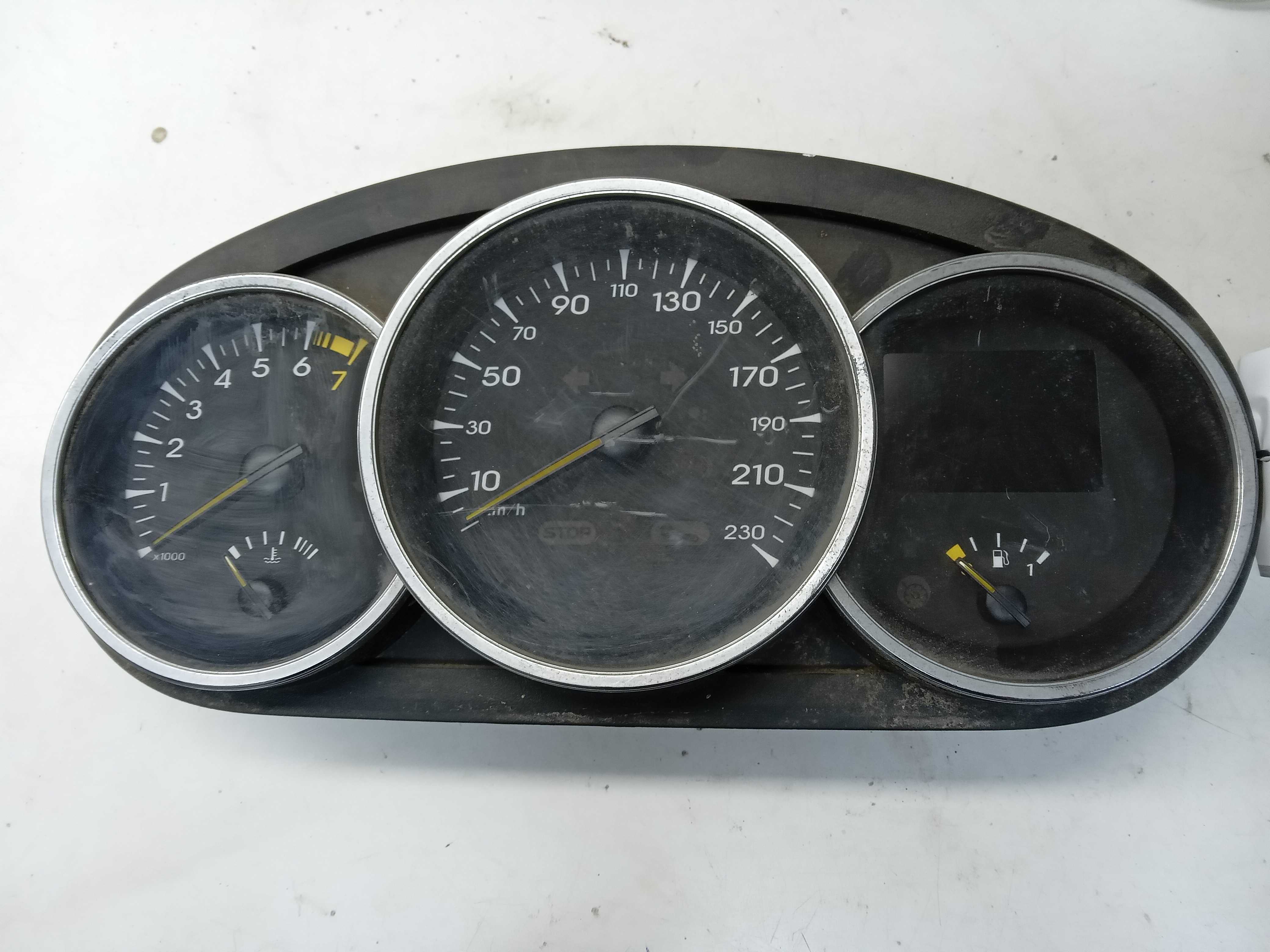 PAINEL DE INSTRUMENTOS RENAULT FLUENCE 2011 1
