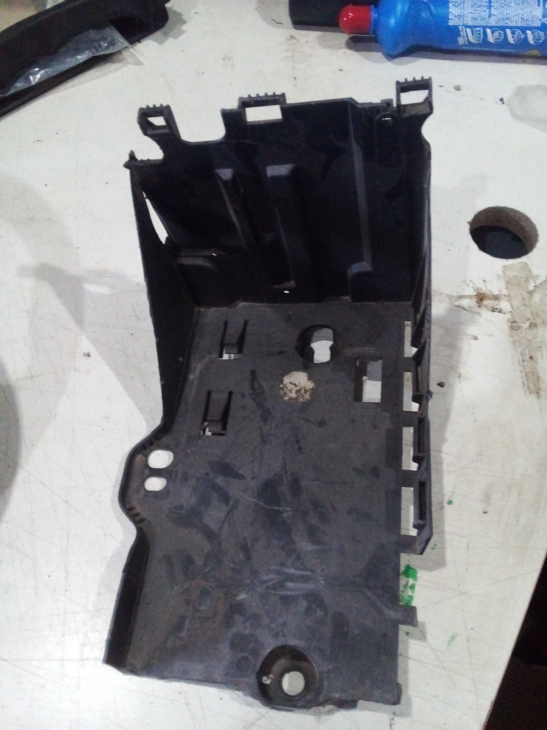 SUPORTE BASE BATERIA 308 ALURE 2012 9666929080 2