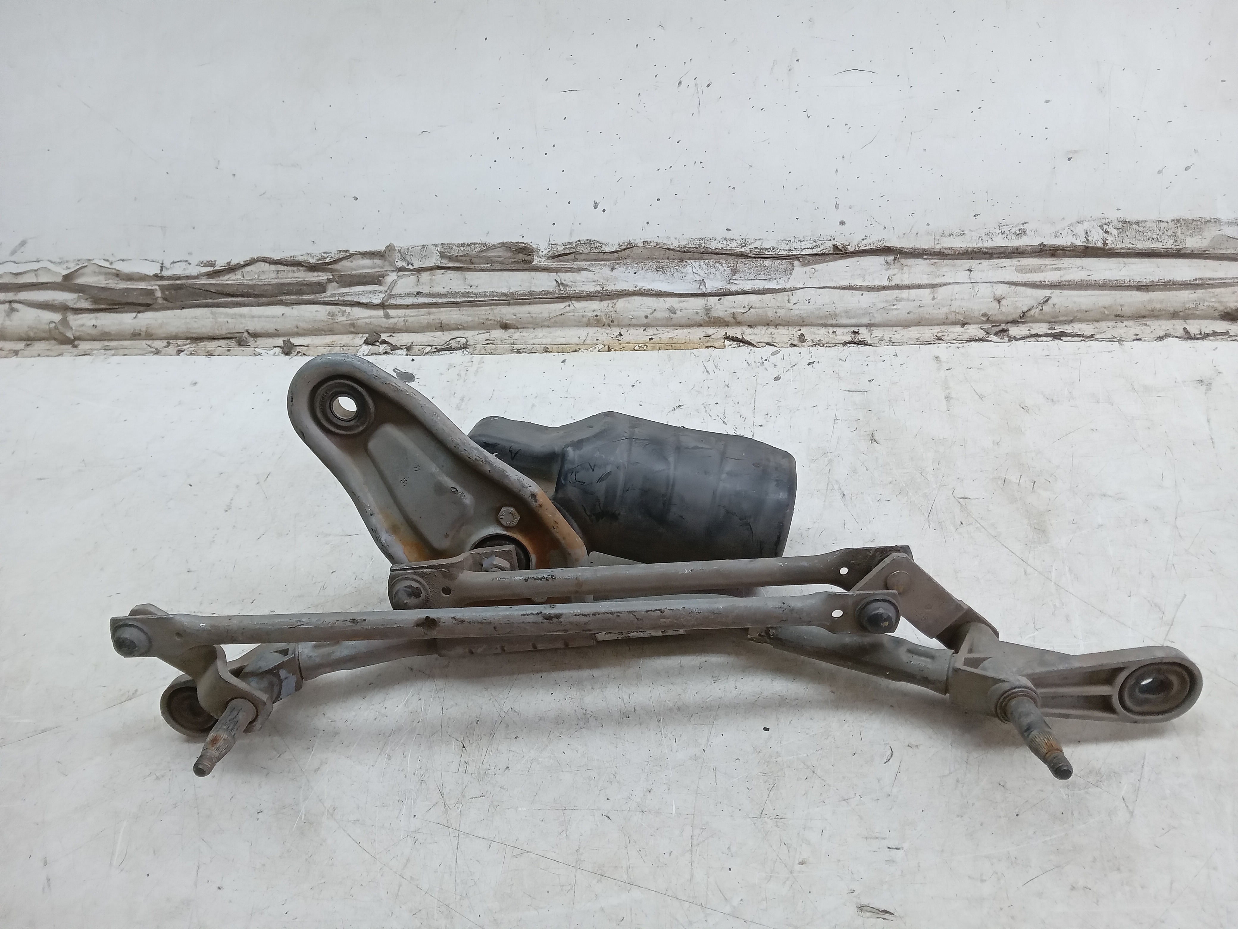 MAQUINA GALHADA LIMPADOR PARABRISA FIAT IDEA 2010 2