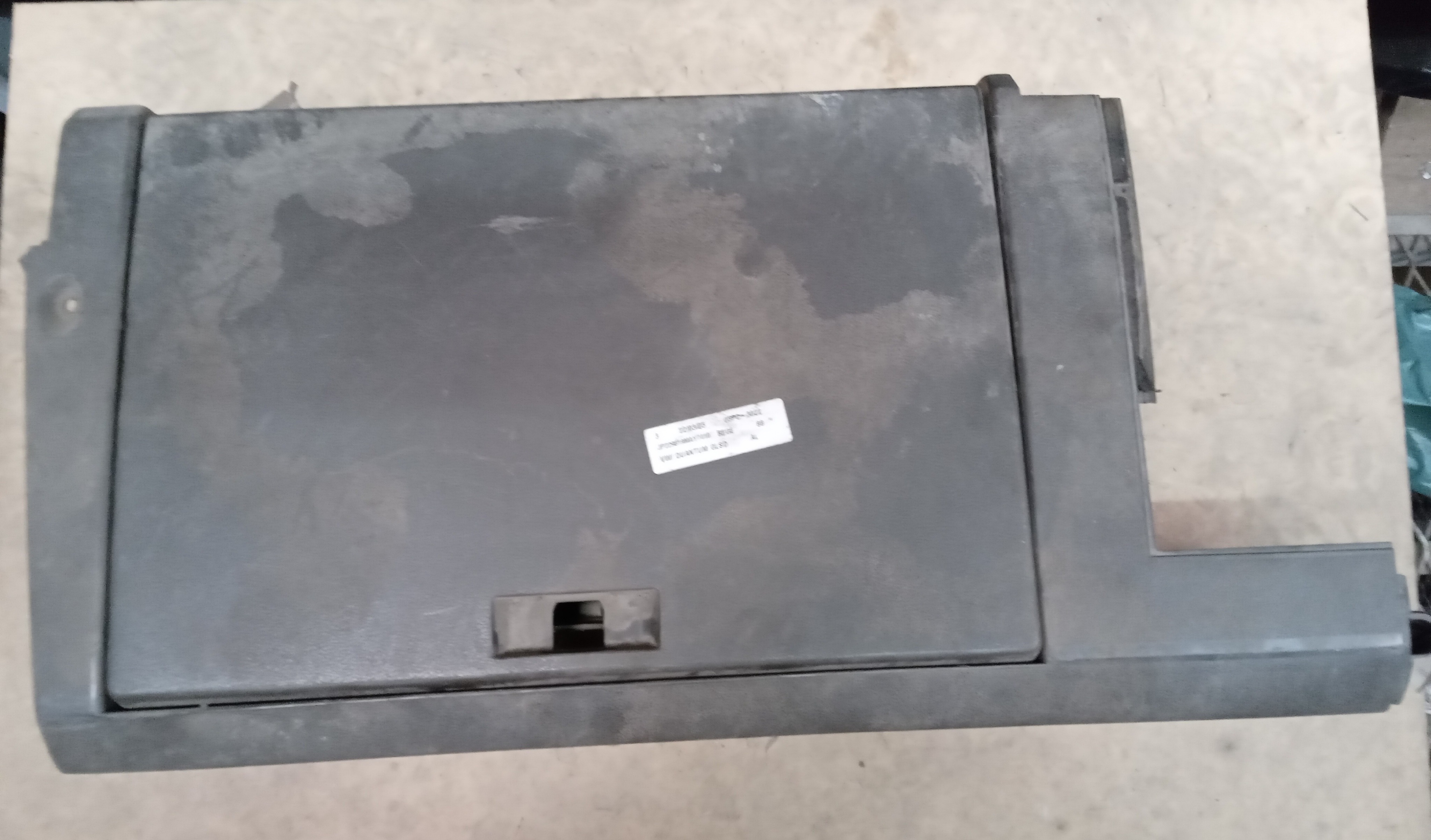 PORTA LUVAS VW SANTANA QUANTUM 1988 1