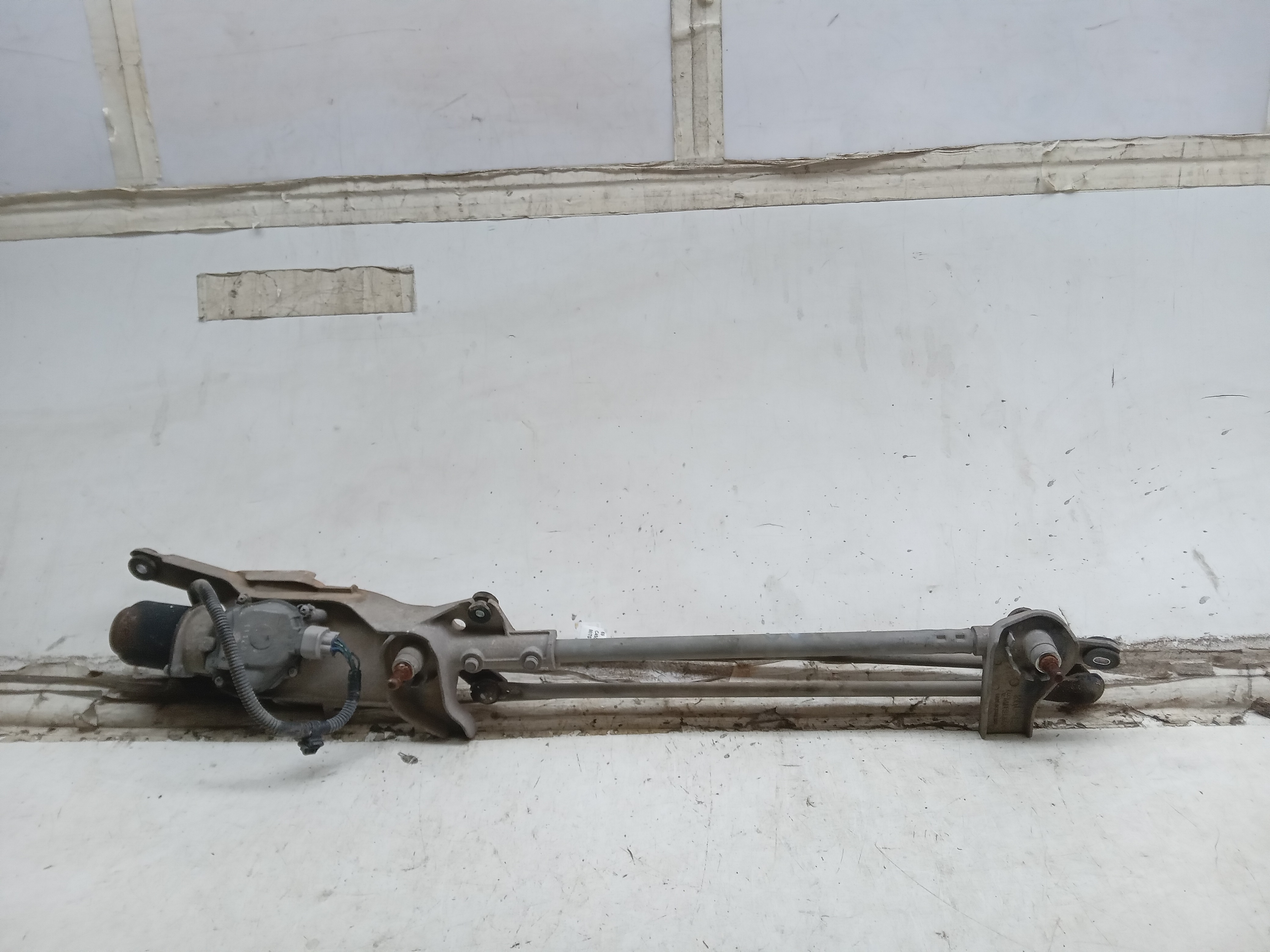 MAQUINA GALHADA LIMPADOR PARABRISA MITSUBISHI L200 TRITON 12 2