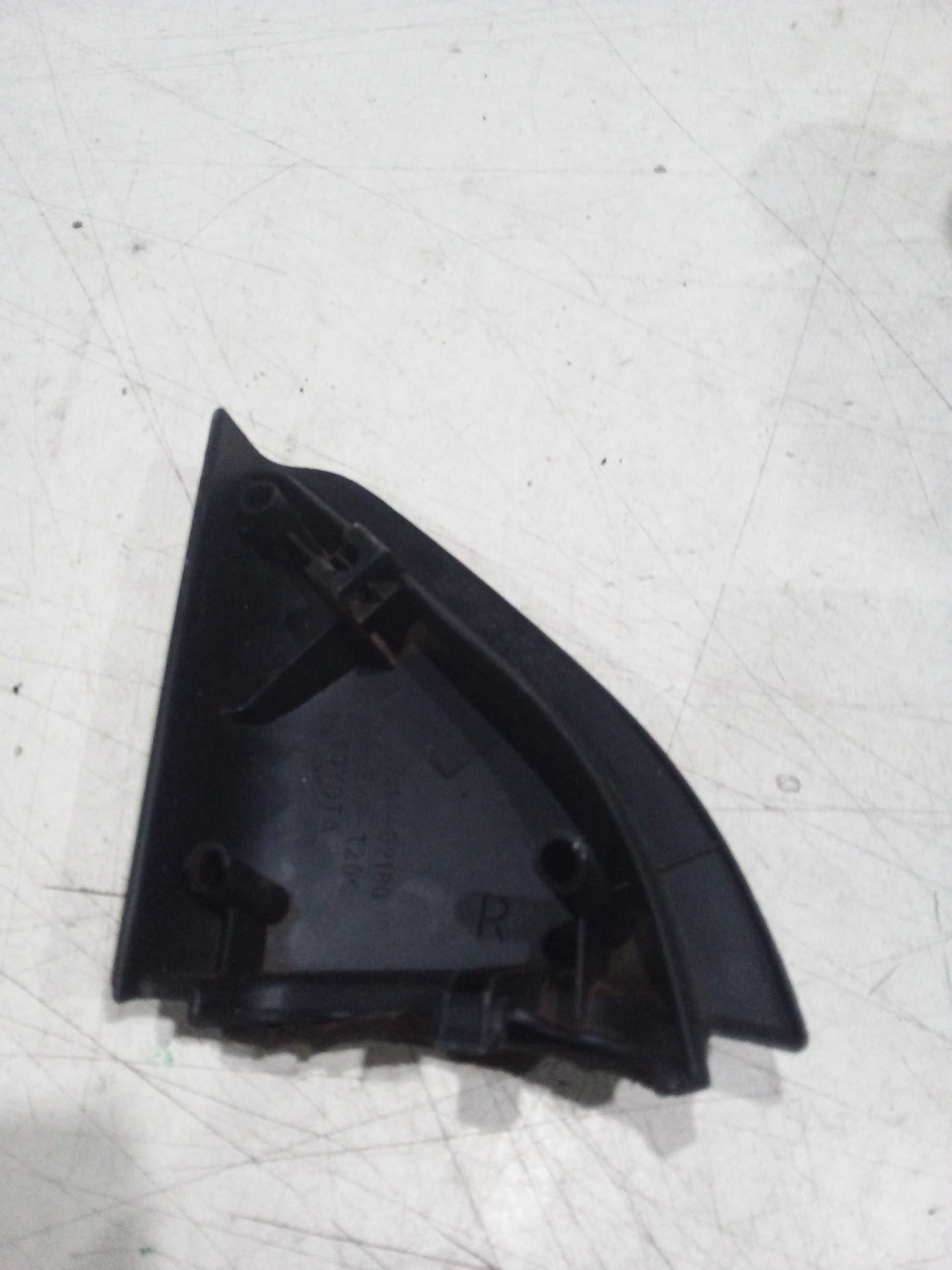 ACABAMENTO RETROVISOR DIREITO COROLLA 2005  6749102180 1
