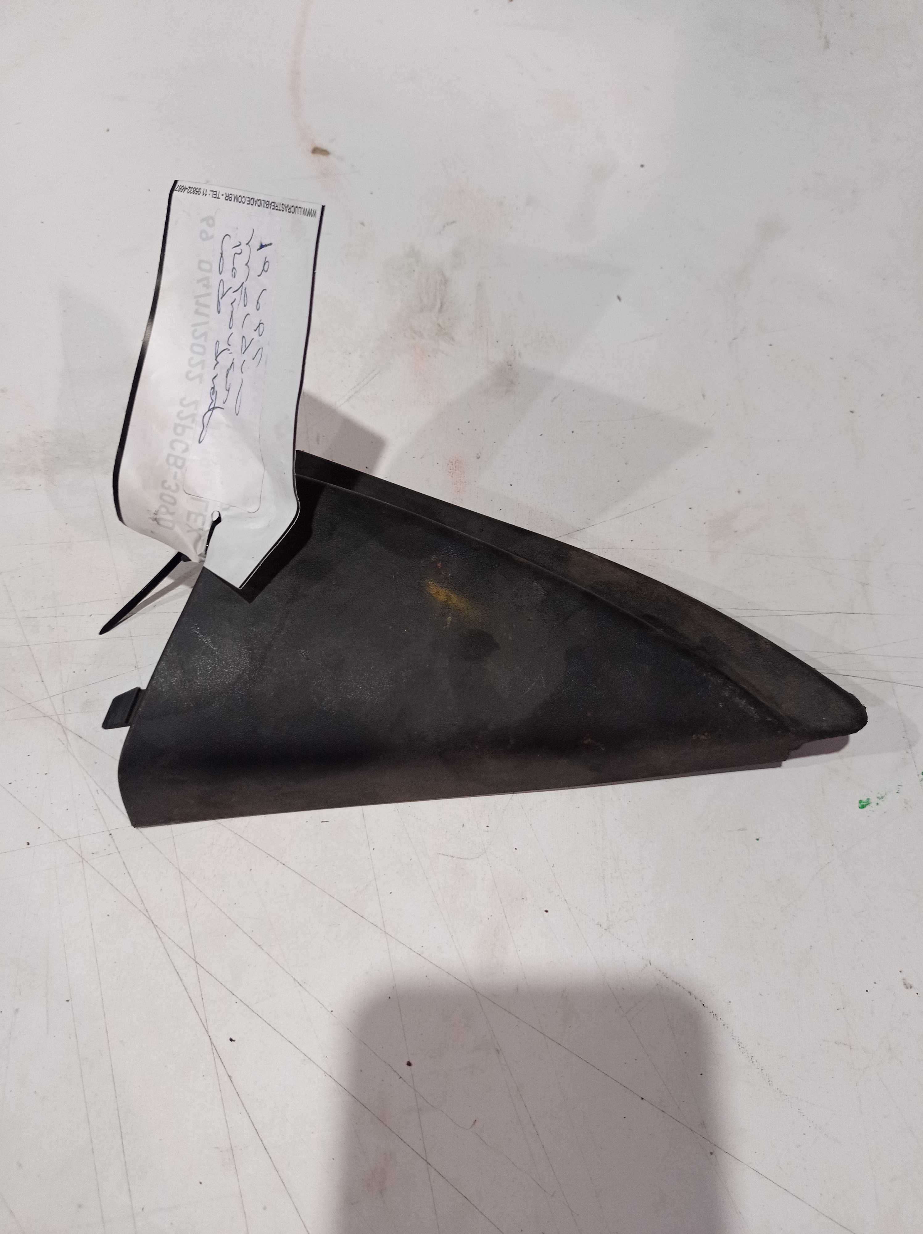 ACABAMENTO INTERNO RETROVISOR DIREITO GM ONIX 2018 2019 1