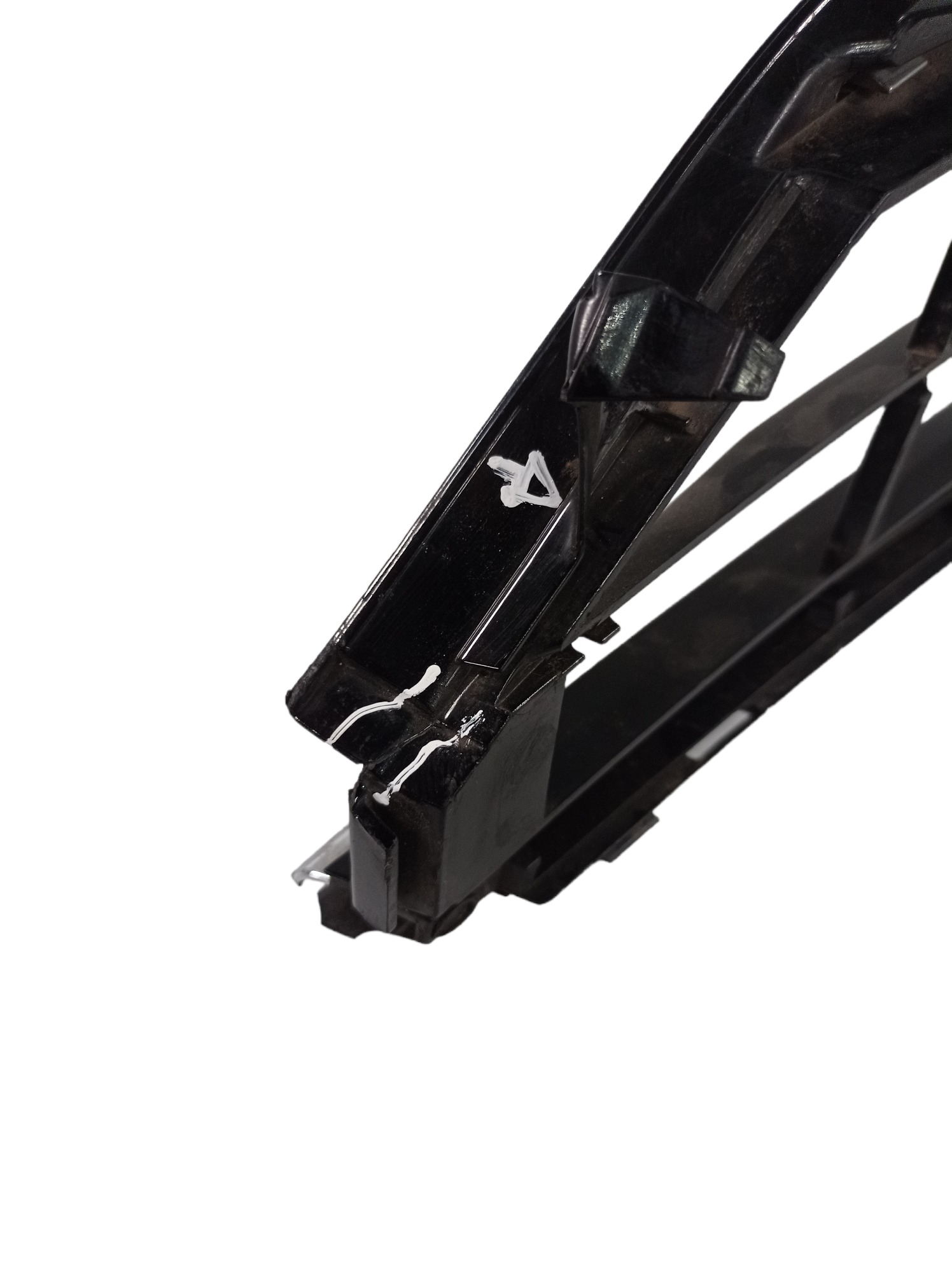 Moldura Farol Milha Esquerdo Audi A8 2009  A 2017 C/detalhe 8