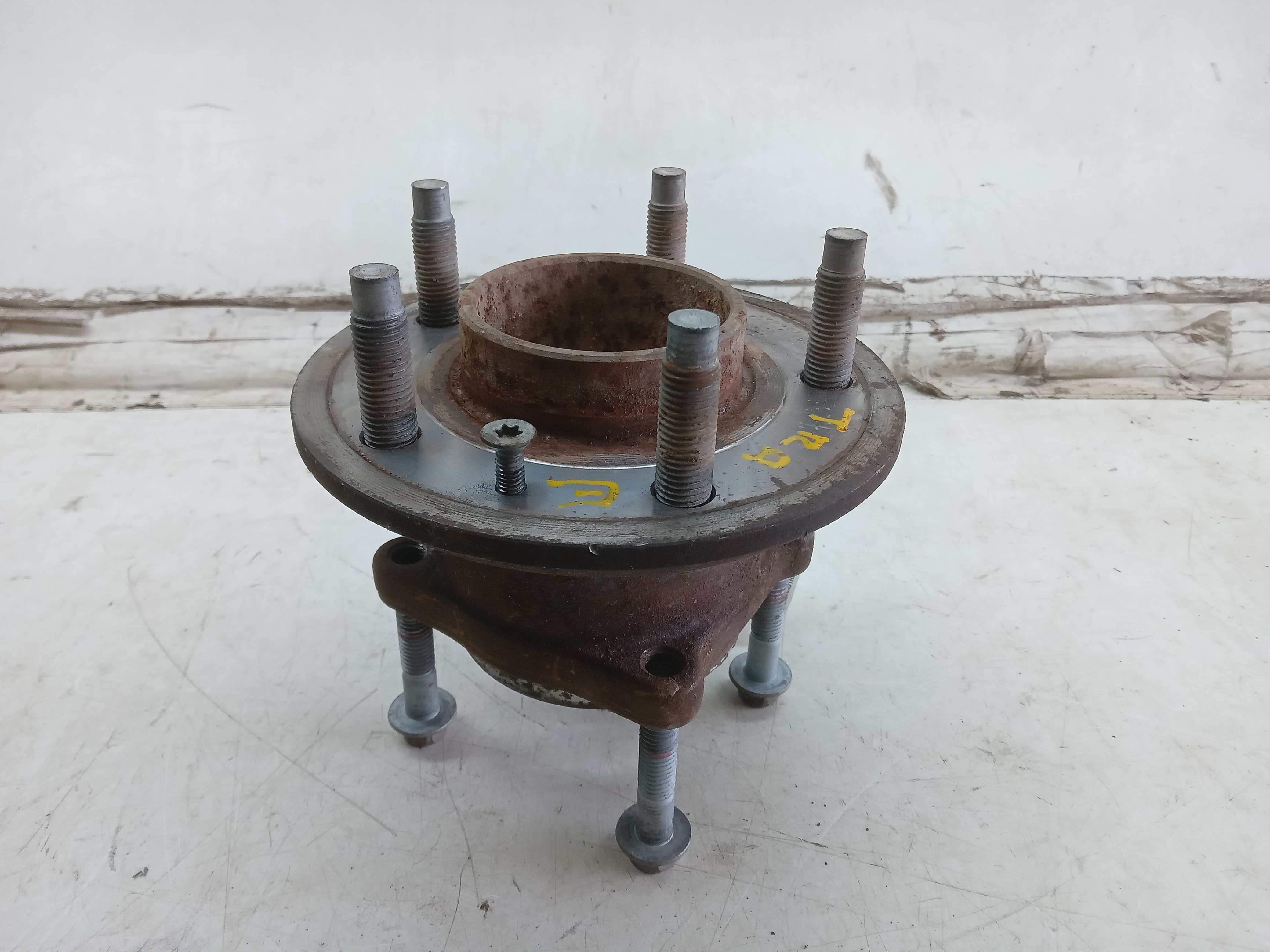 CUBO RODA TRASEIRO LE Chevrolet Captiva 2011 2