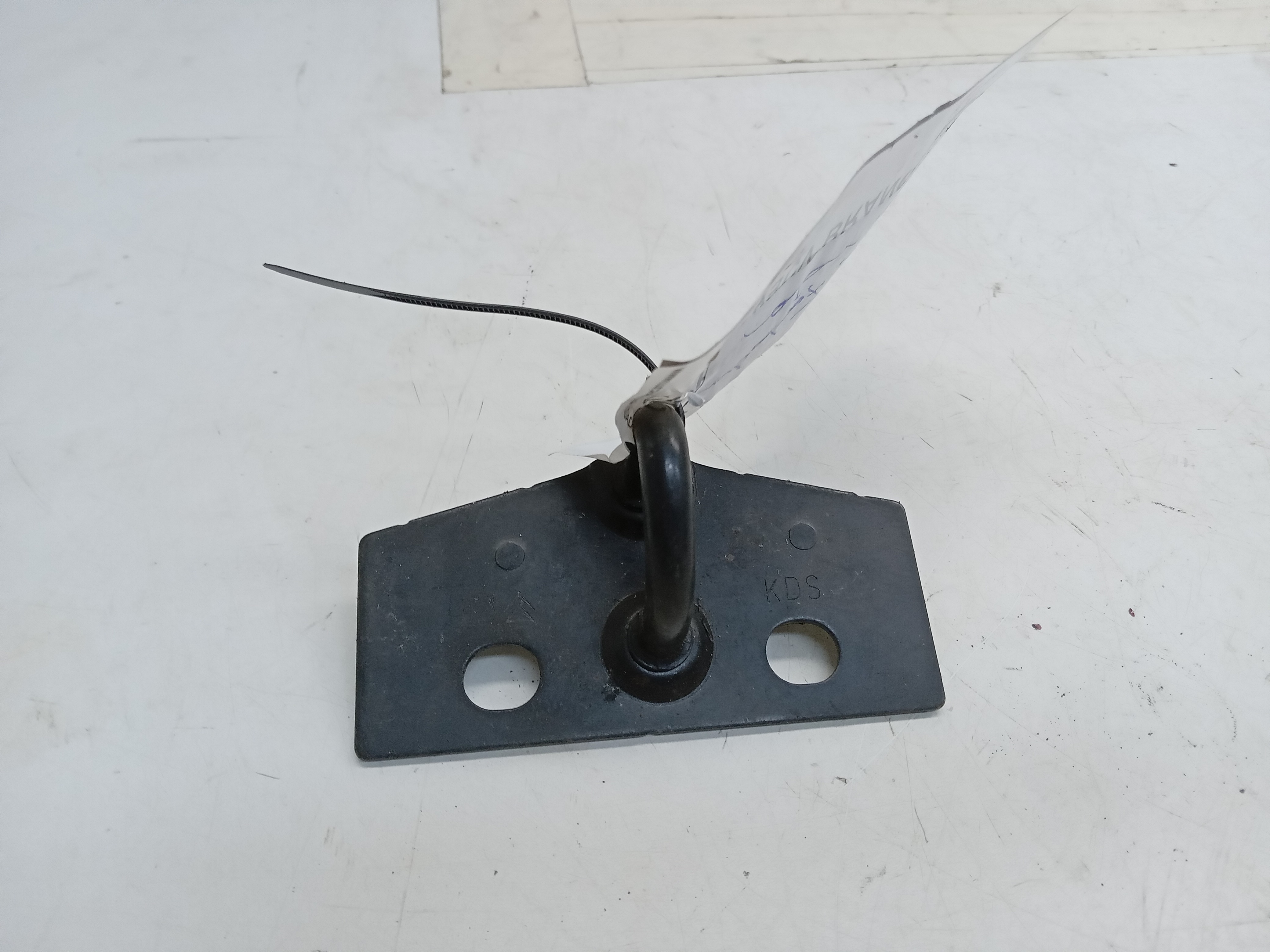BATENTE FECHADURA PORTA MALAS CITROEN C3 2016 2