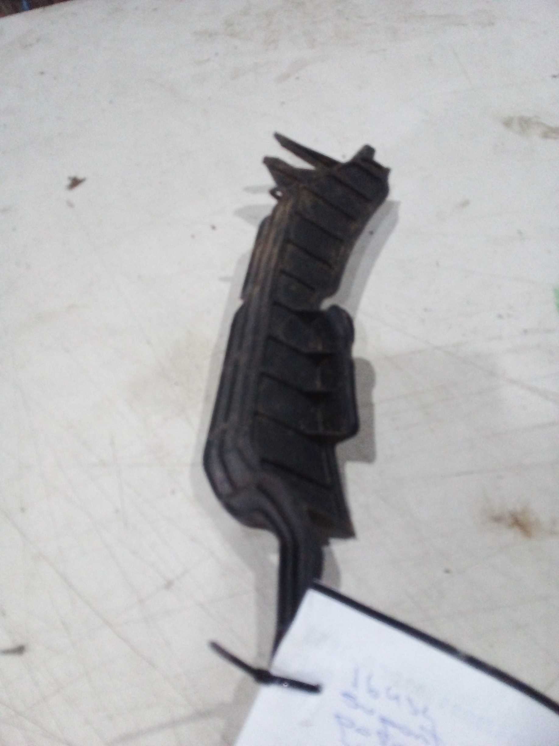 SUPORTE SENSOR POR VURABREQUIM S10 2.8  55598706 2