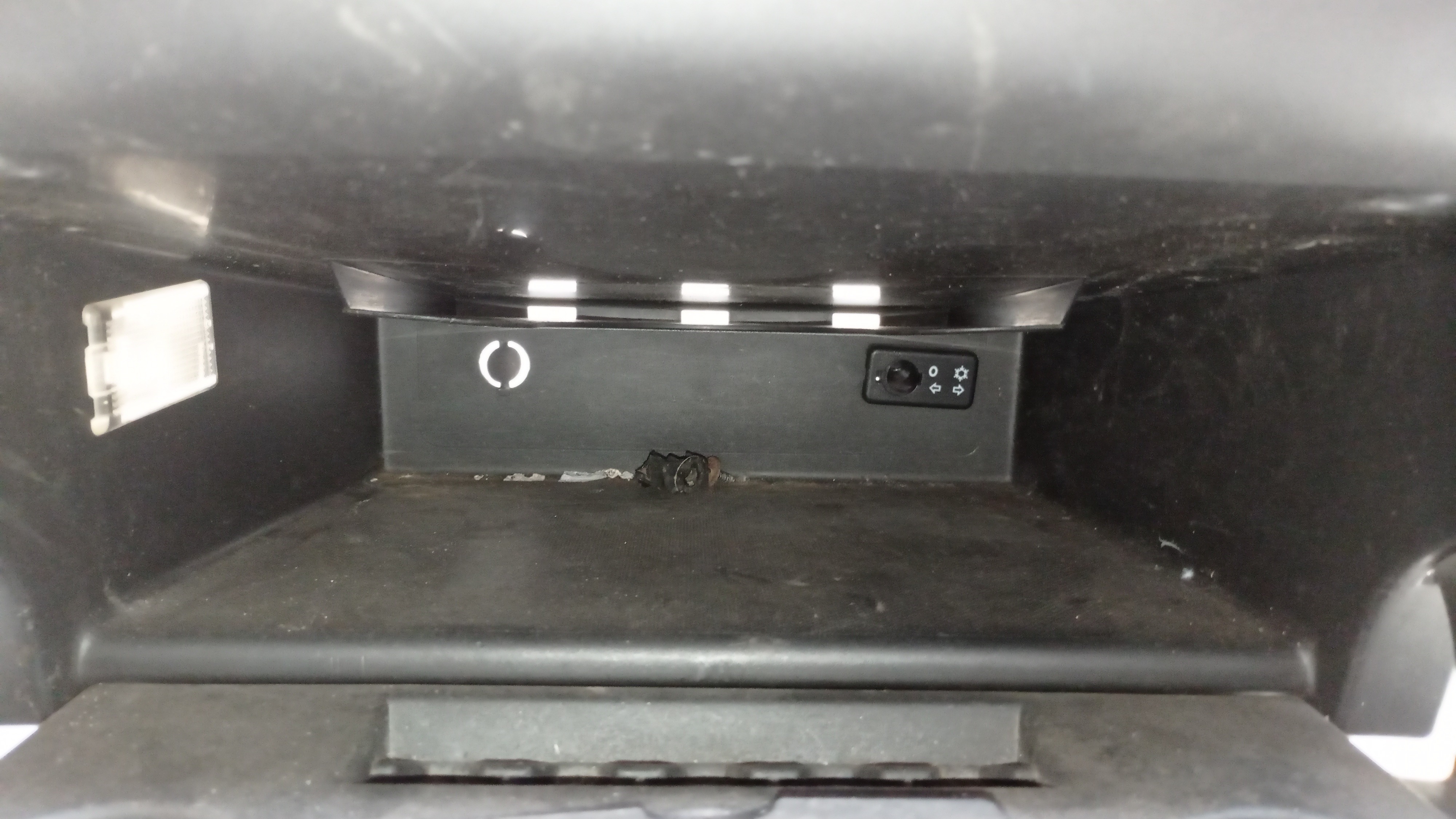 PORTA LUVAS GM VECTRA 1997 8