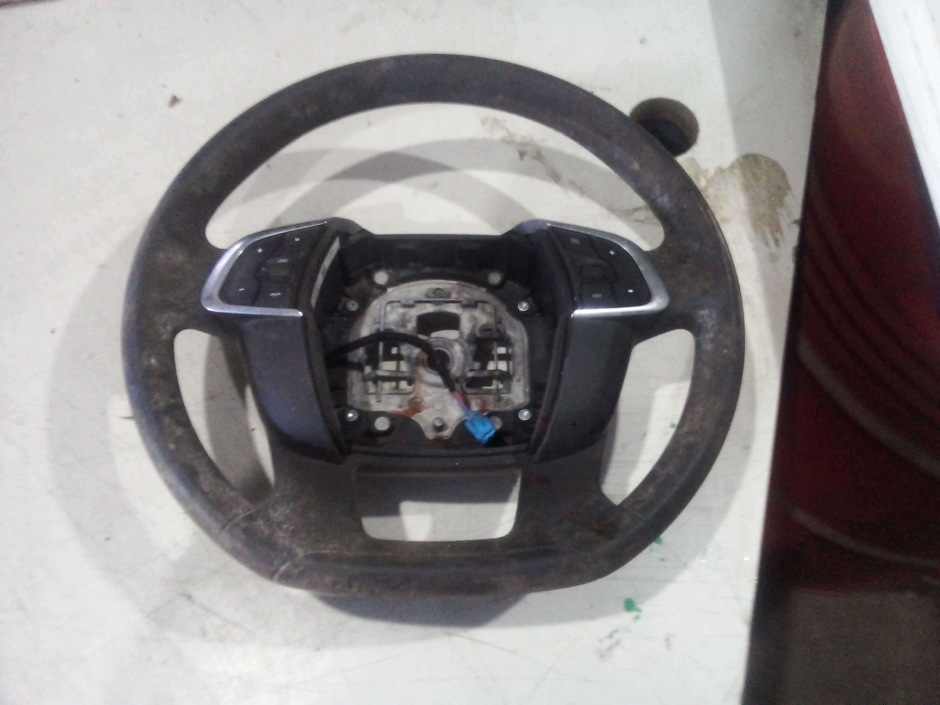 VOLANTE C4  000011513 2