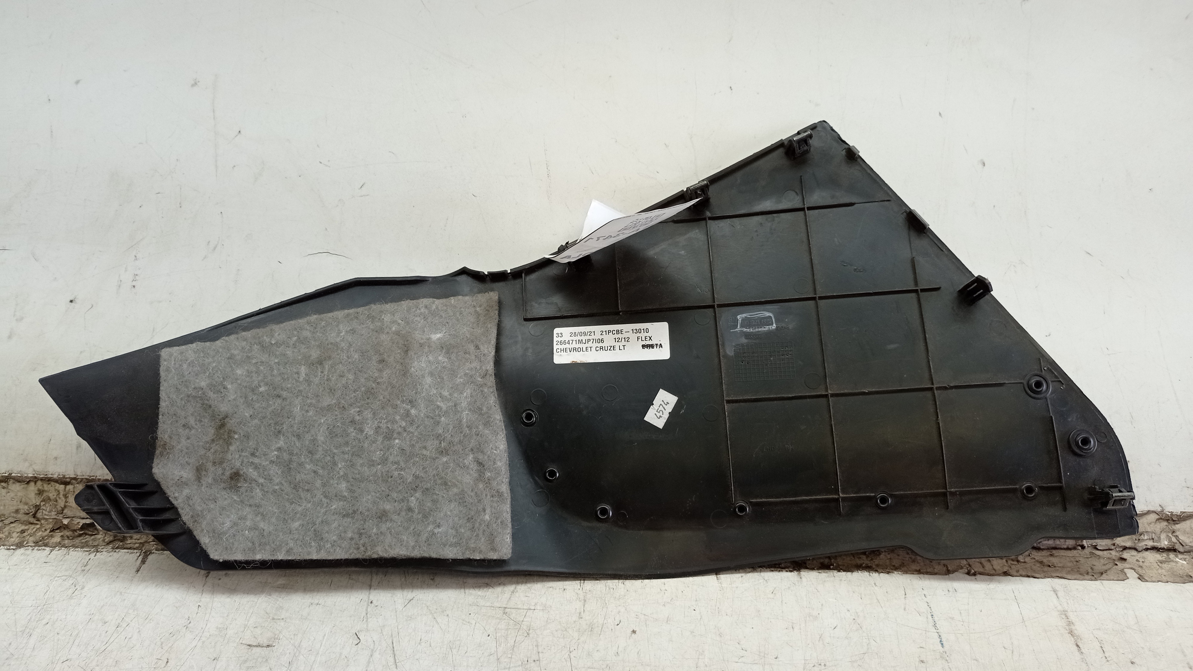 96991682  Moldura Lateral LD Painel Gm Cruze 12 16 2