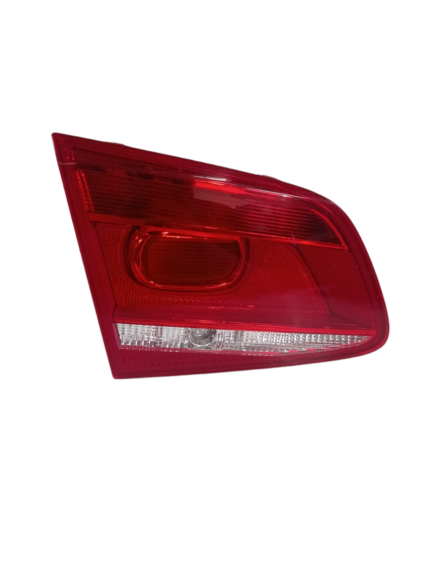 Lanterna Tampa Traseira Esquerda Vw Passat 2011 2012 Tsi 1